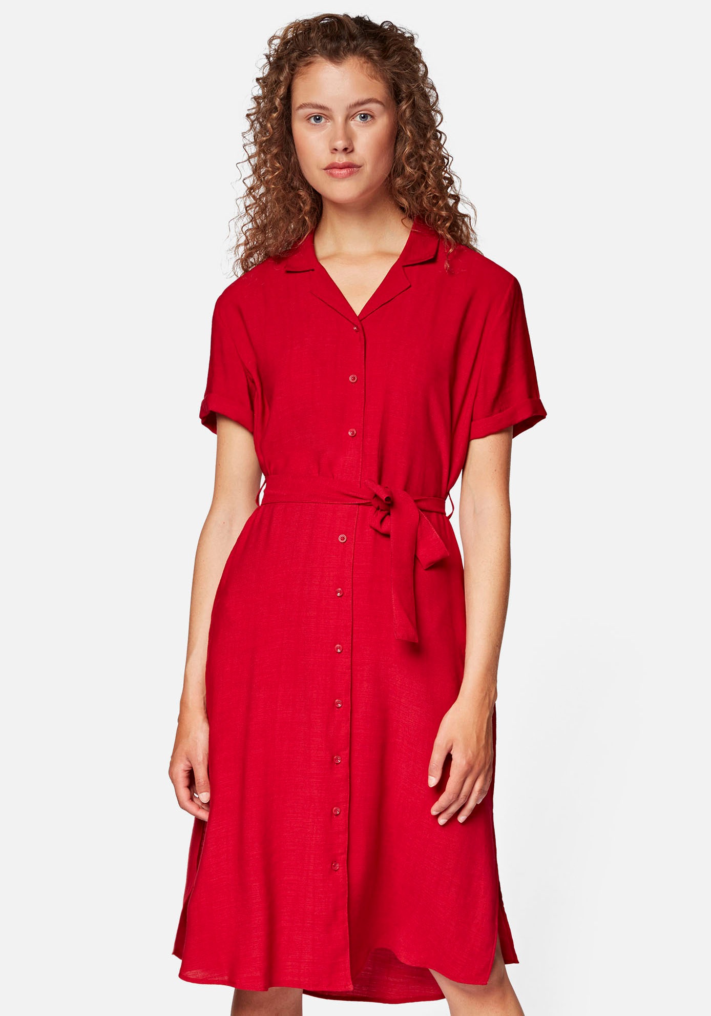 Mavi Blusenkleid, mit Bindegürtel in der Taille