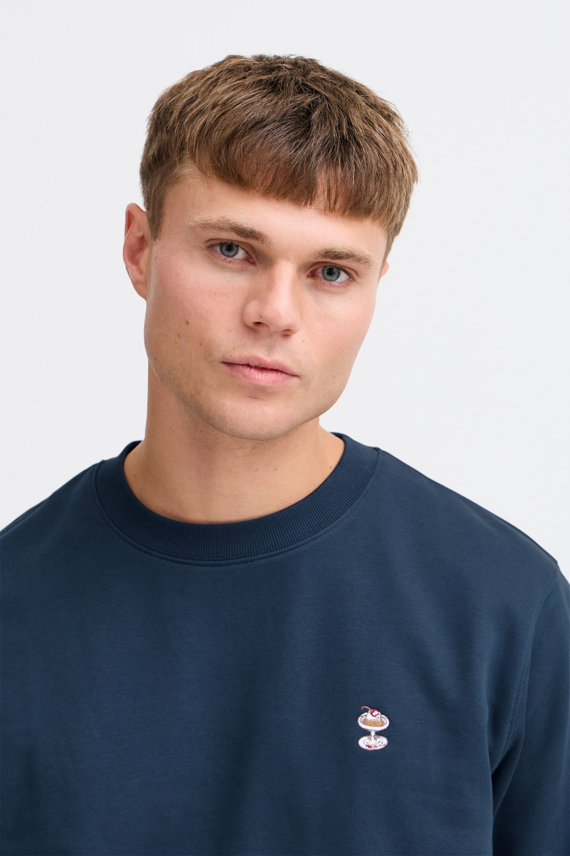 !Solid Rundhalspullover »Rundhalspullover SDNOOAM«