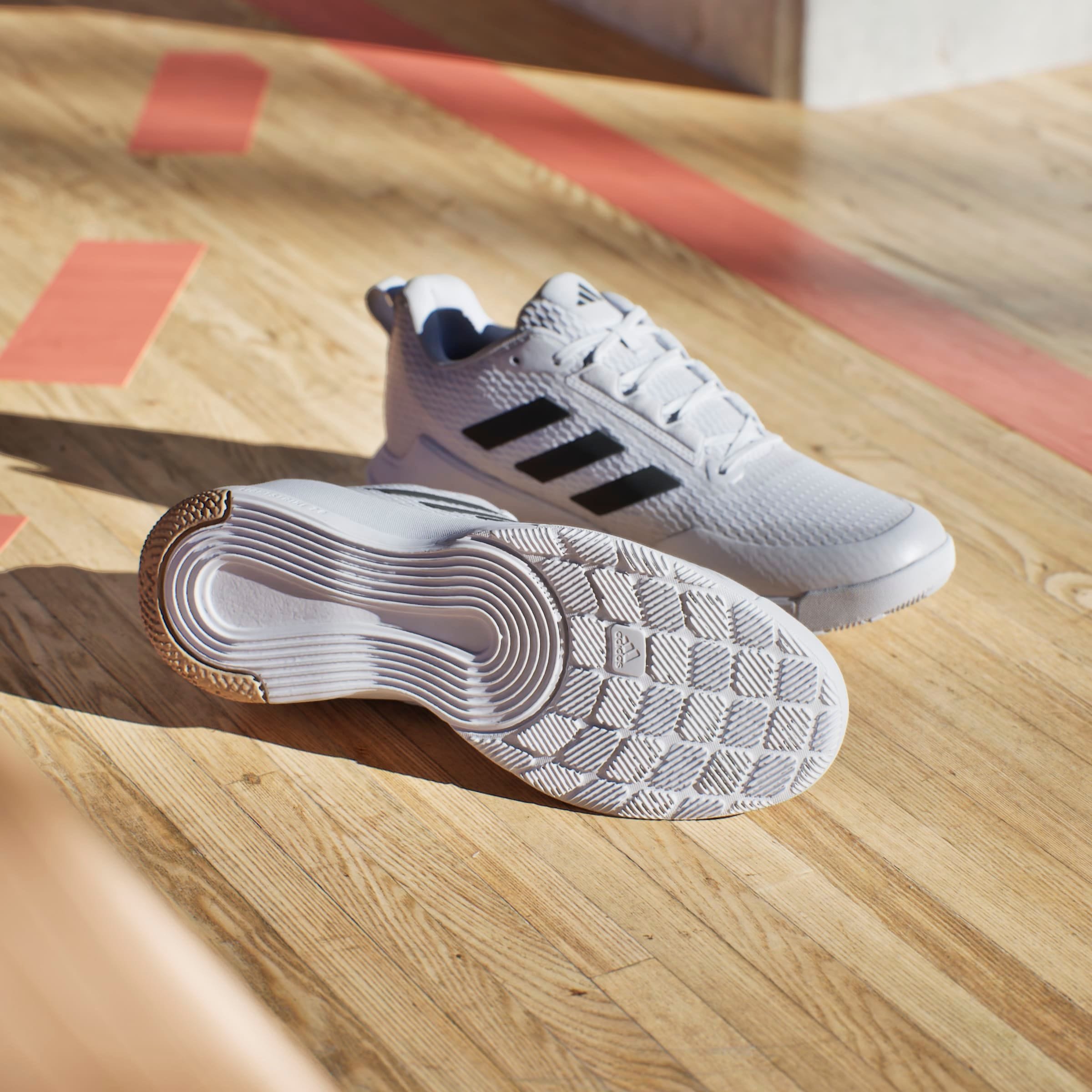 adidas Performance Hallenschuh, besonders geeignet für Handball und Volleyball