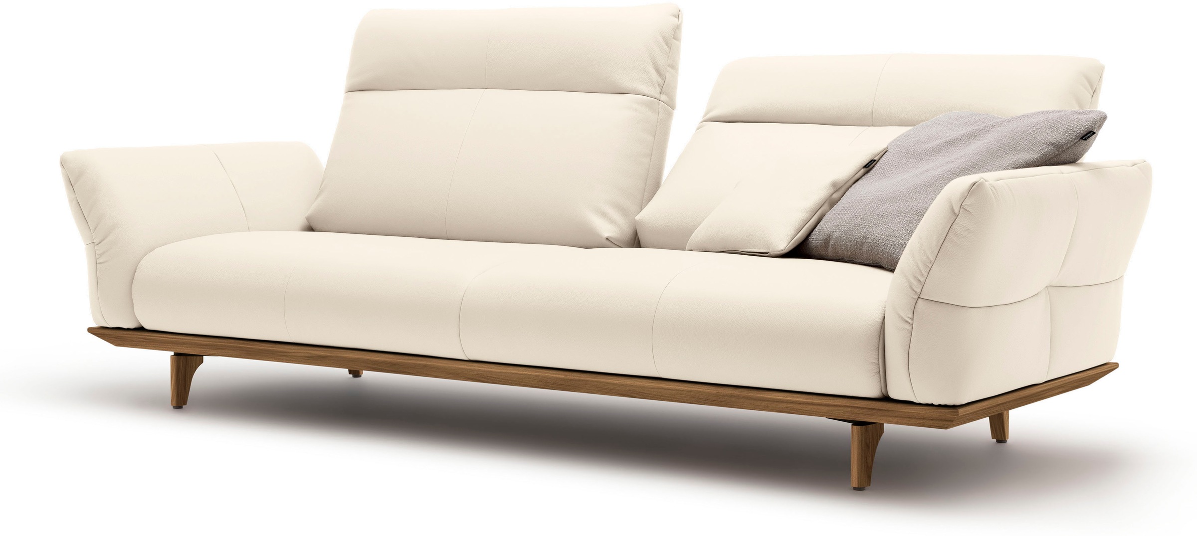 Creation BY ROLF BENZ 3,5-Sitzer »CR.460«, Sockel und Füße in Nussbaum, Breite 228 cm