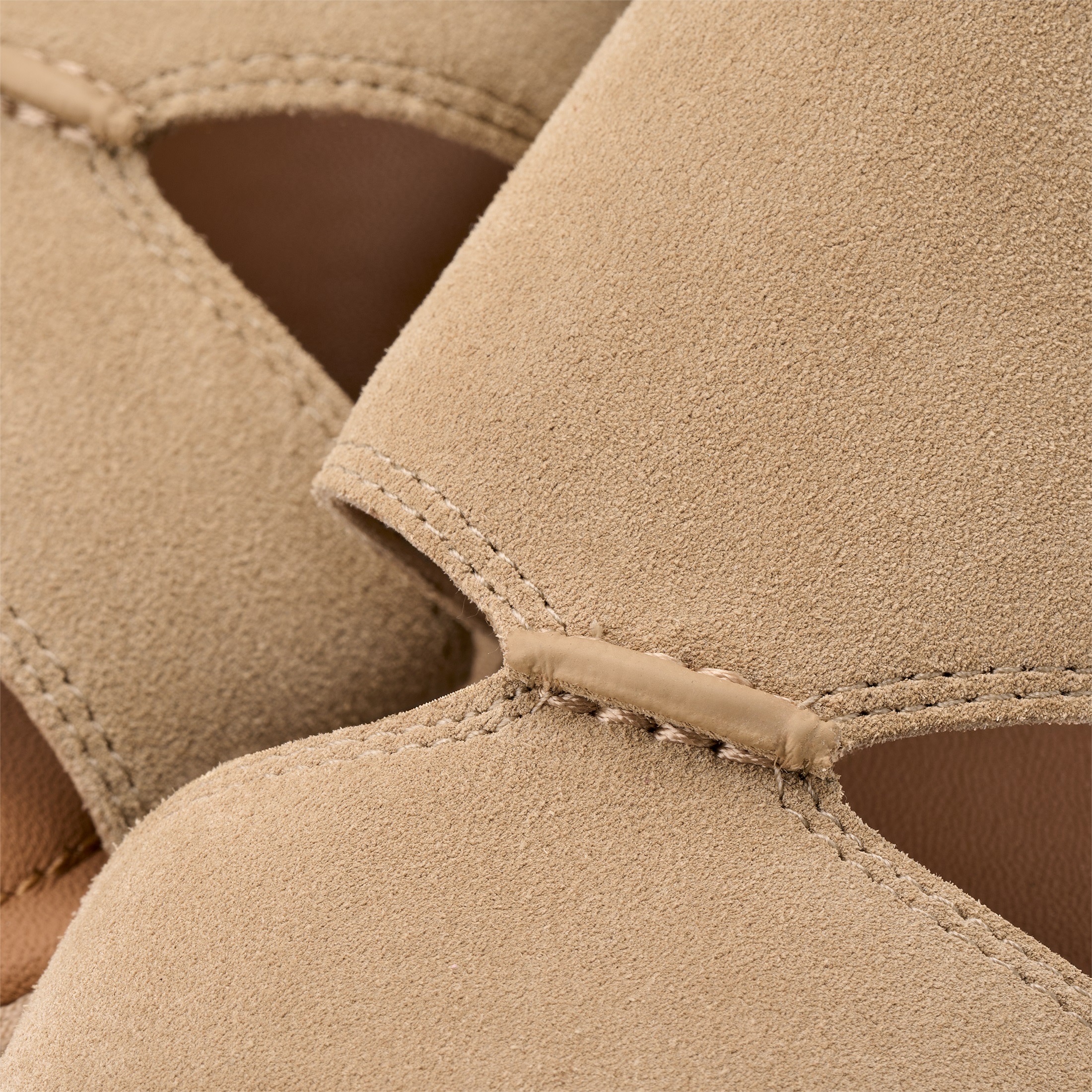 UGG Sandale »DELRAY«, Flats, Riemchensandale mit Fußbett Memory-Schaum