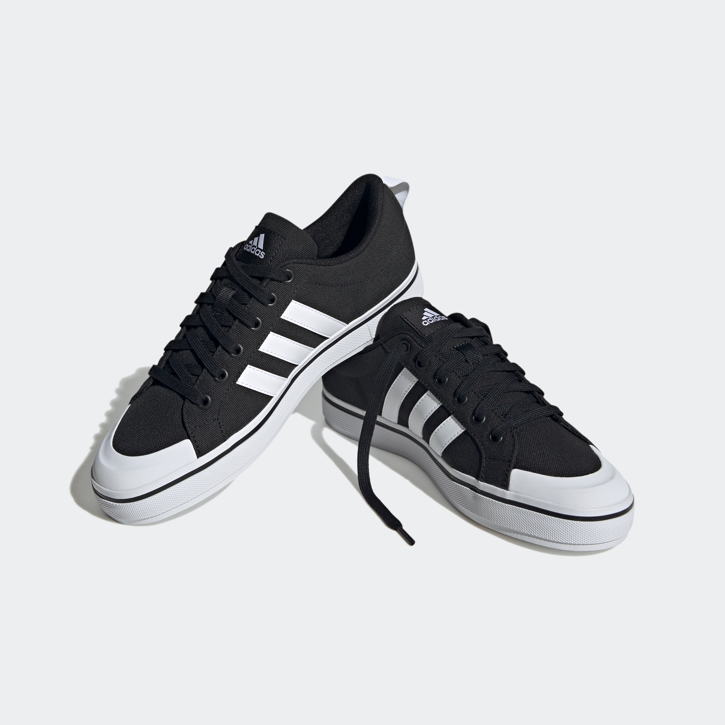 Sneaker »BRAVADA 2.0 LIFESTYLE SKATEBOARDING CANVAS«, Design auf den Spuren des adidas...