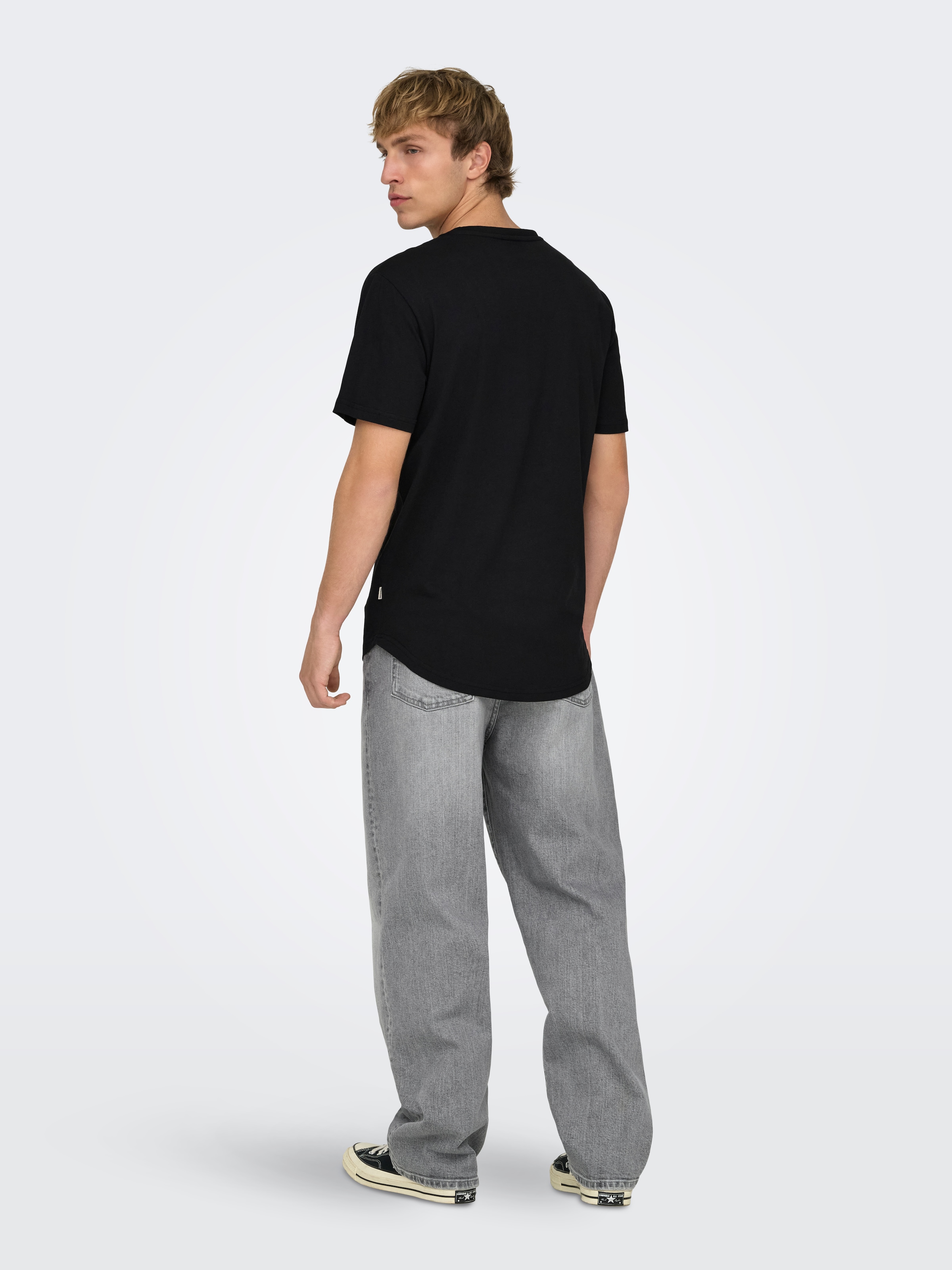 ONLY & SONS Rundhalsshirt »ONSMATT LONGY SS TEE 3-PACK« Packung, 3 Stk. Baumwolle, lang geschnitten