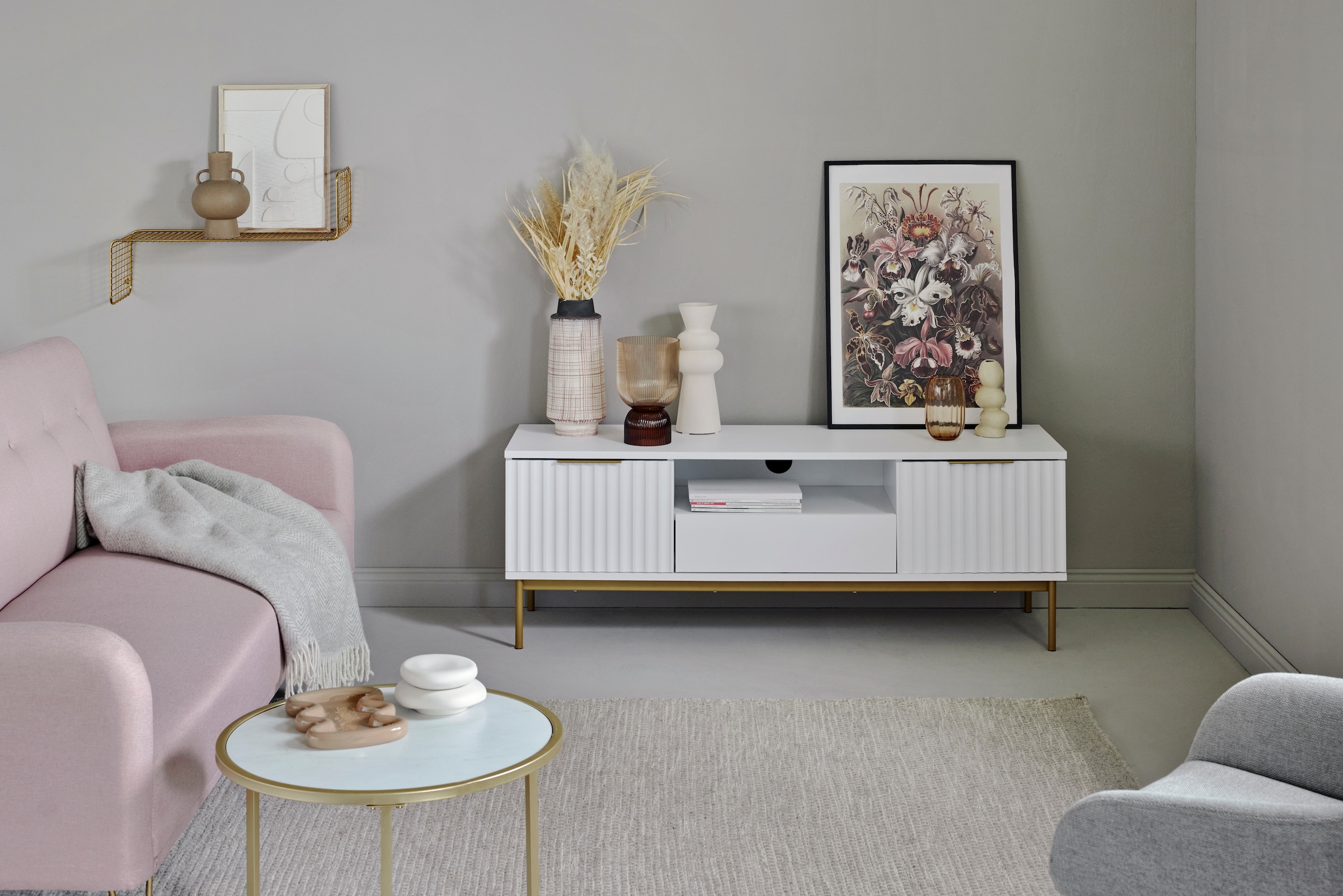 Jahnke TV-Board »CARVE TV 140«, (1 St.), Edle Gold-Applikationen, Fronten in Wellendesign, 140 cm