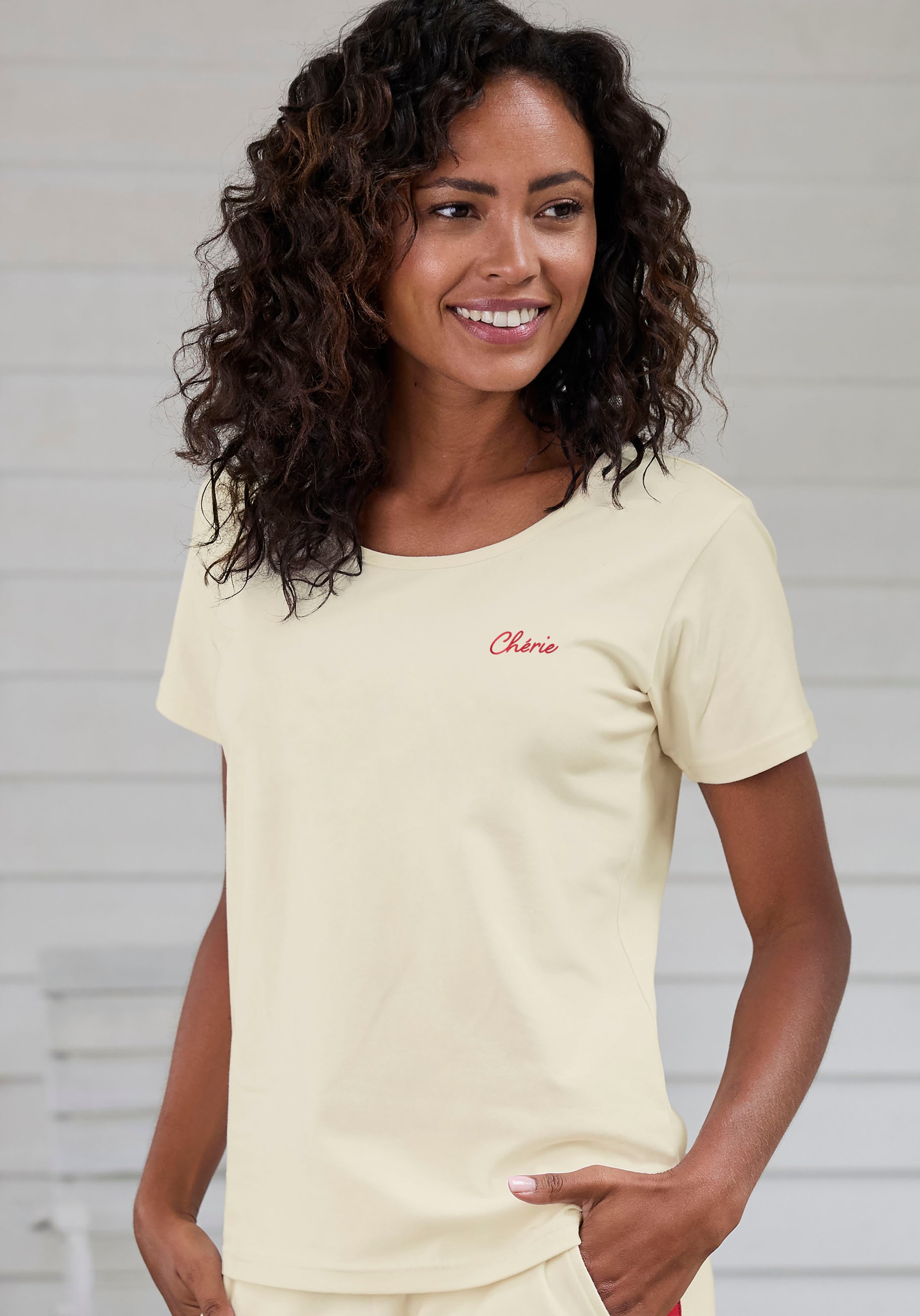 Vivance Kurzarmshirt, T-Shirt mit Stickerei, Loungewear