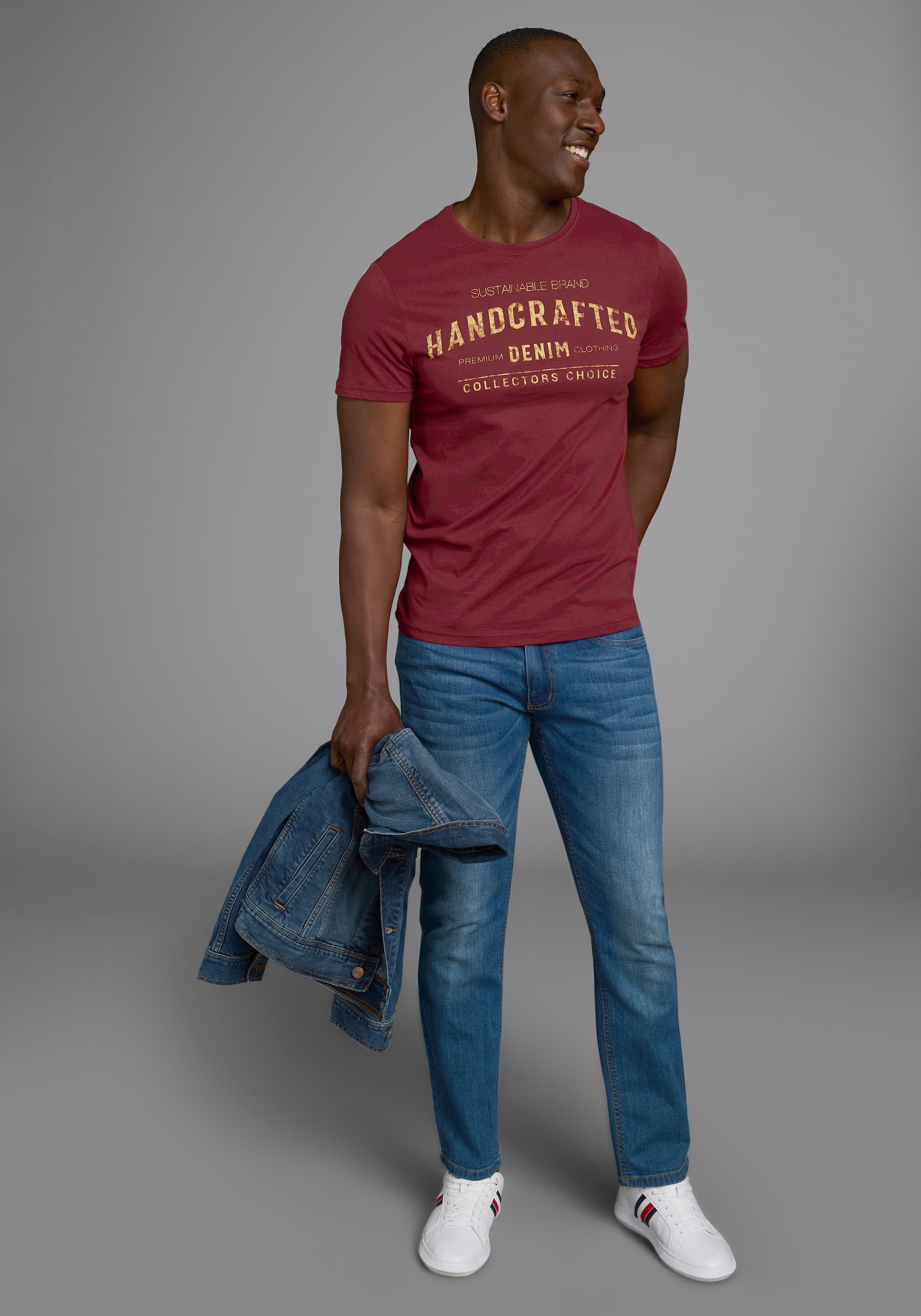 AJC T-Shirt, Kurzarm, schmale Passform, im Vintage-Design