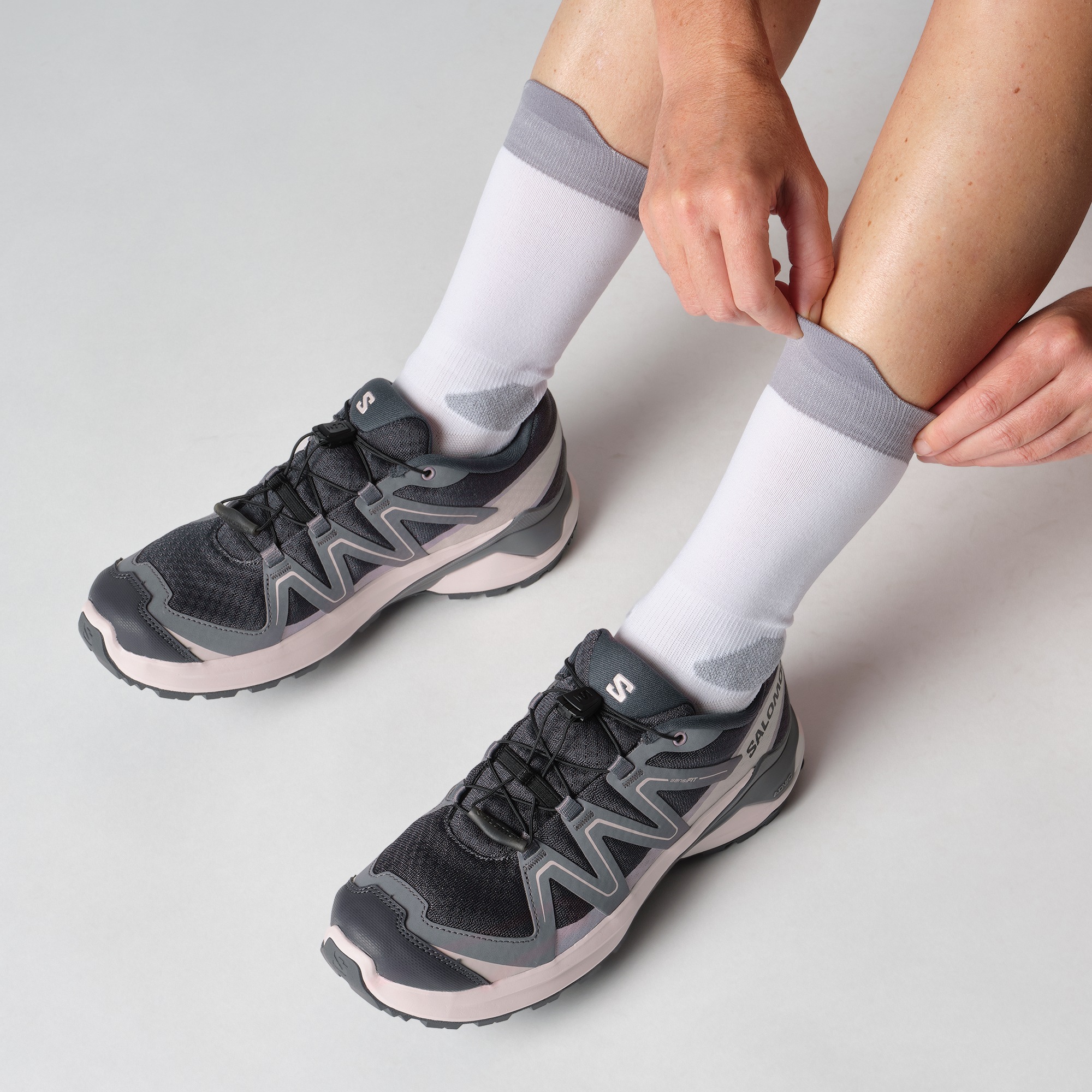 Salomon Trailrunningschuh »EXAMOTION W«  für mehr Grip