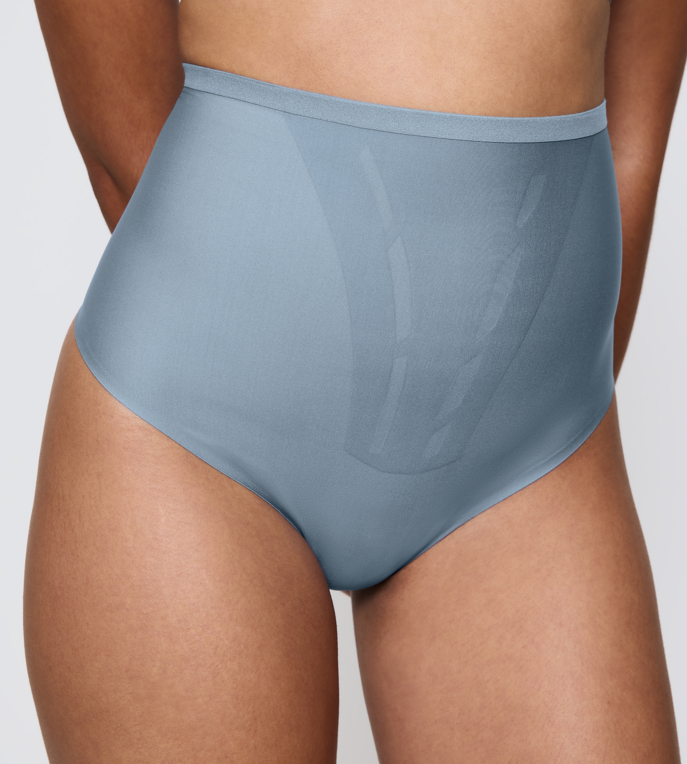 Triumph Shapingstring »Shape Smart« formend, leicht, nahtlos, elastisch, mit Power-Mesh-Zonen