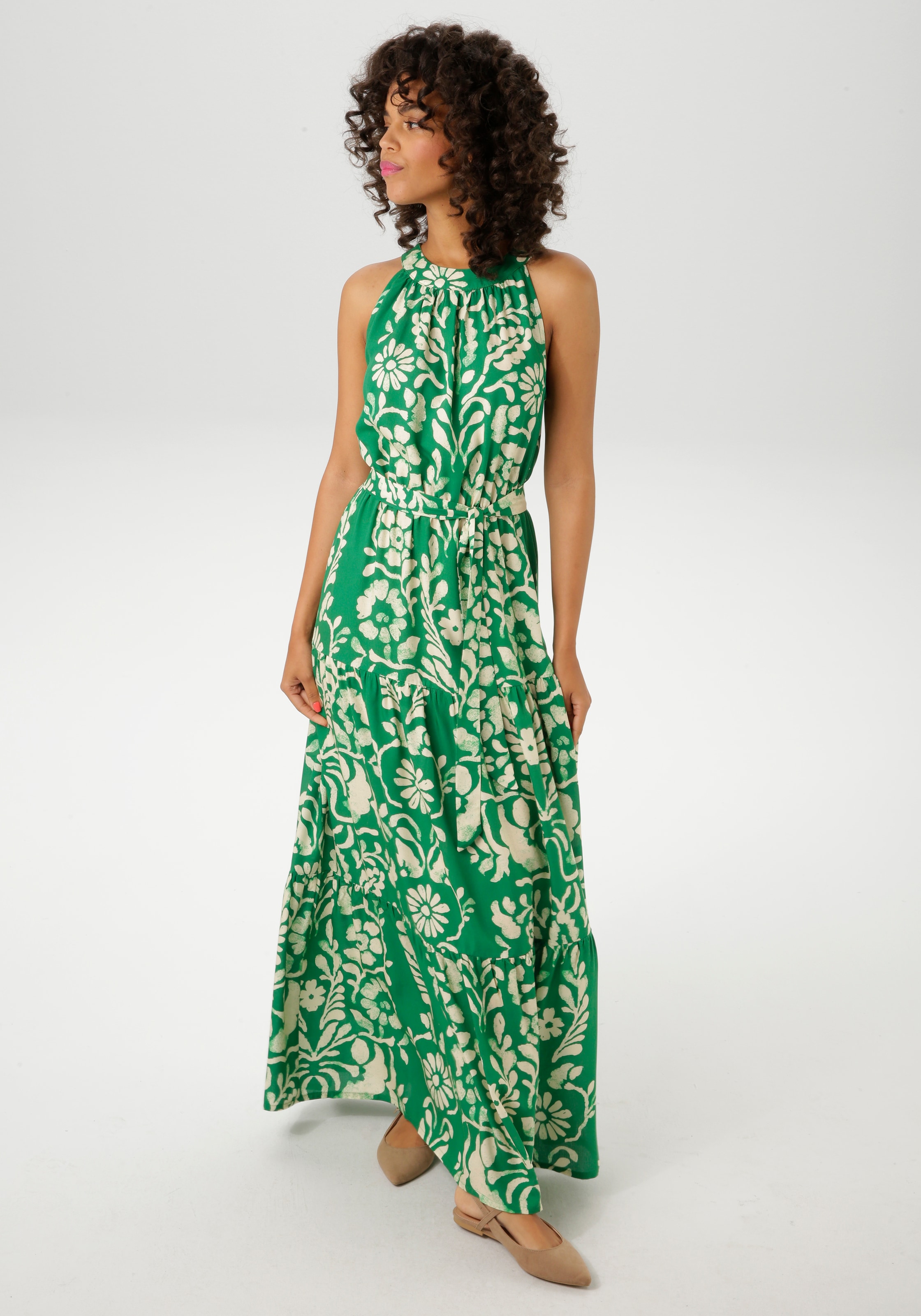 Aniston CASUAL Sommerkleid, (mit abnehmbaren Bindeband), mit extravagantem Blumendruck - jedes Teil ein Unikat