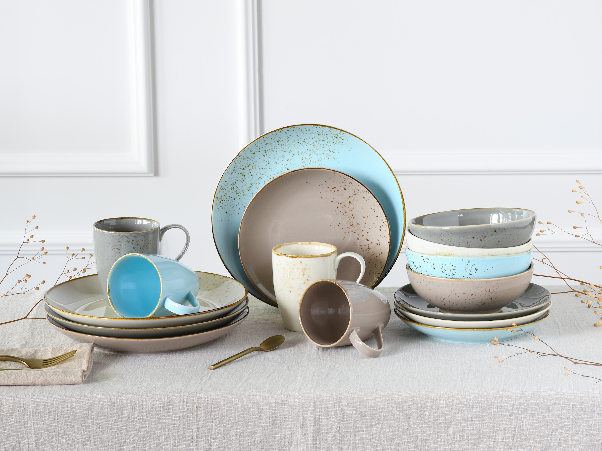 CreaTable Kombiservice »Geschirr-Set NATURE COLLECTION Scandic«, (Set, 16 tlg., Kaffeeservice und Tafelservice im Set, für 4 Personen), Service, Naturfarben mit Sprenkeln, 16 Teile, für 4 Personen