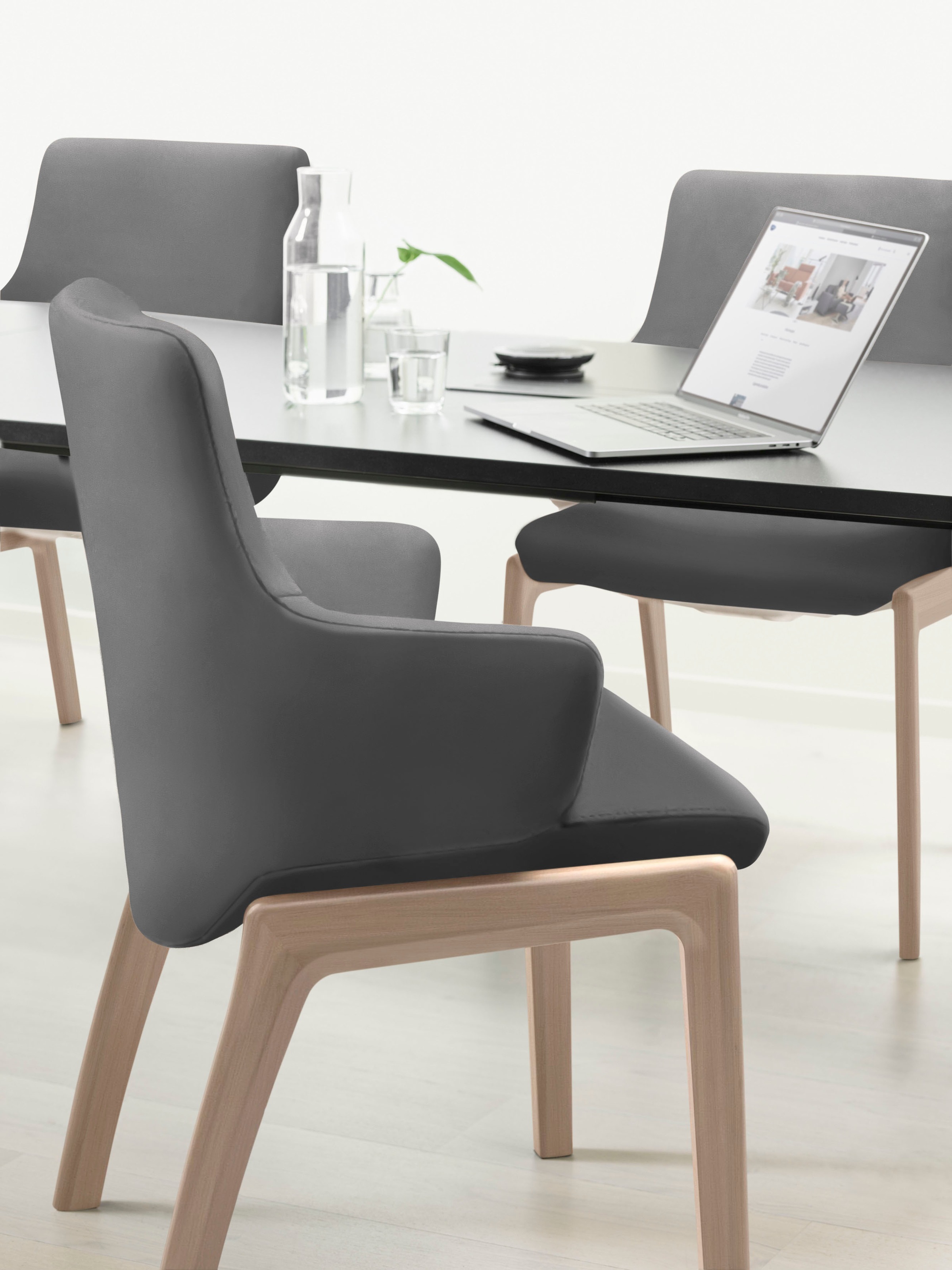 Stressless® Polsterstuhl »Laurel«, Leder BATICK, Low Back mit Armlehne, Größe L, abgerundete Beine in Eiche gekalkt