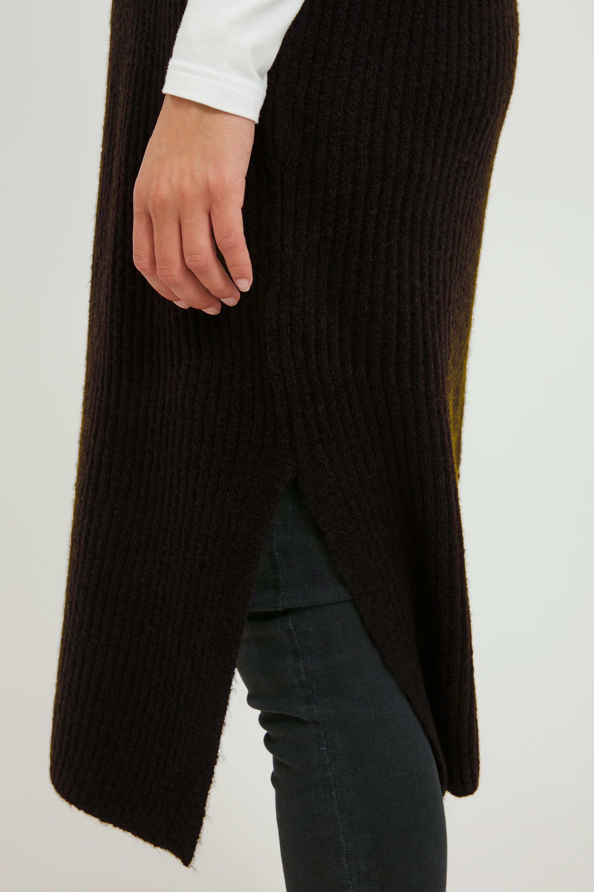 b.young Midikleid »Kleid BYNORA«