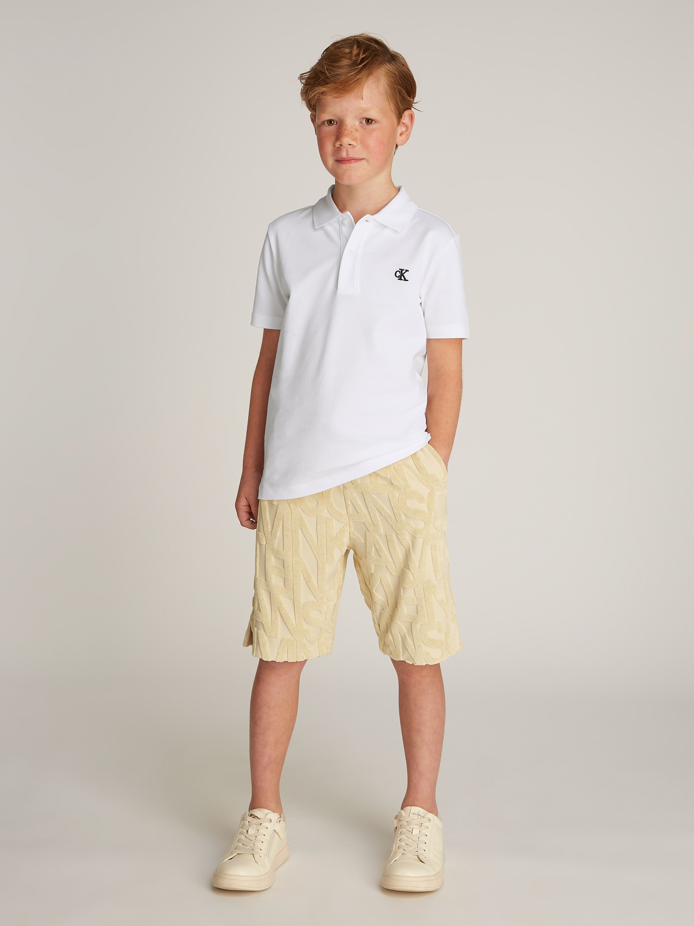 Calvin Klein Jeans Poloshirt »ESSENTIAL SS REG. POLO«, mit Logostickerei