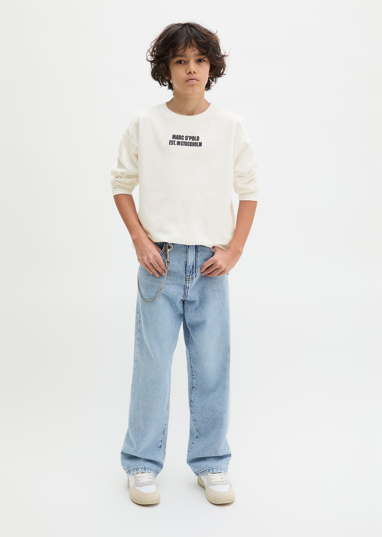 Marc O'Polo Junior Langarmshirt für Jungs, kontrastfarbene Logo-Stickerei auf der Brust