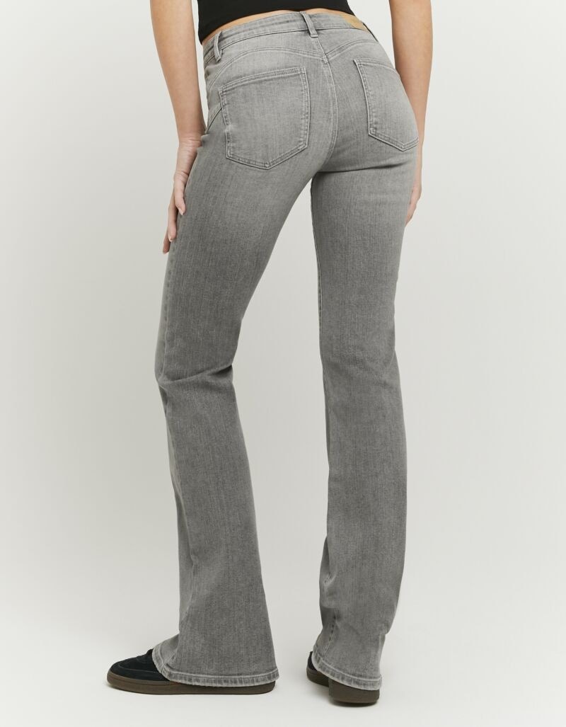 Tally Weijl Bootcut-Jeans »SPADEELETRA2« Baumwollmischung, Mid Waist mit Flare Beinverlauf und Push up Effekt