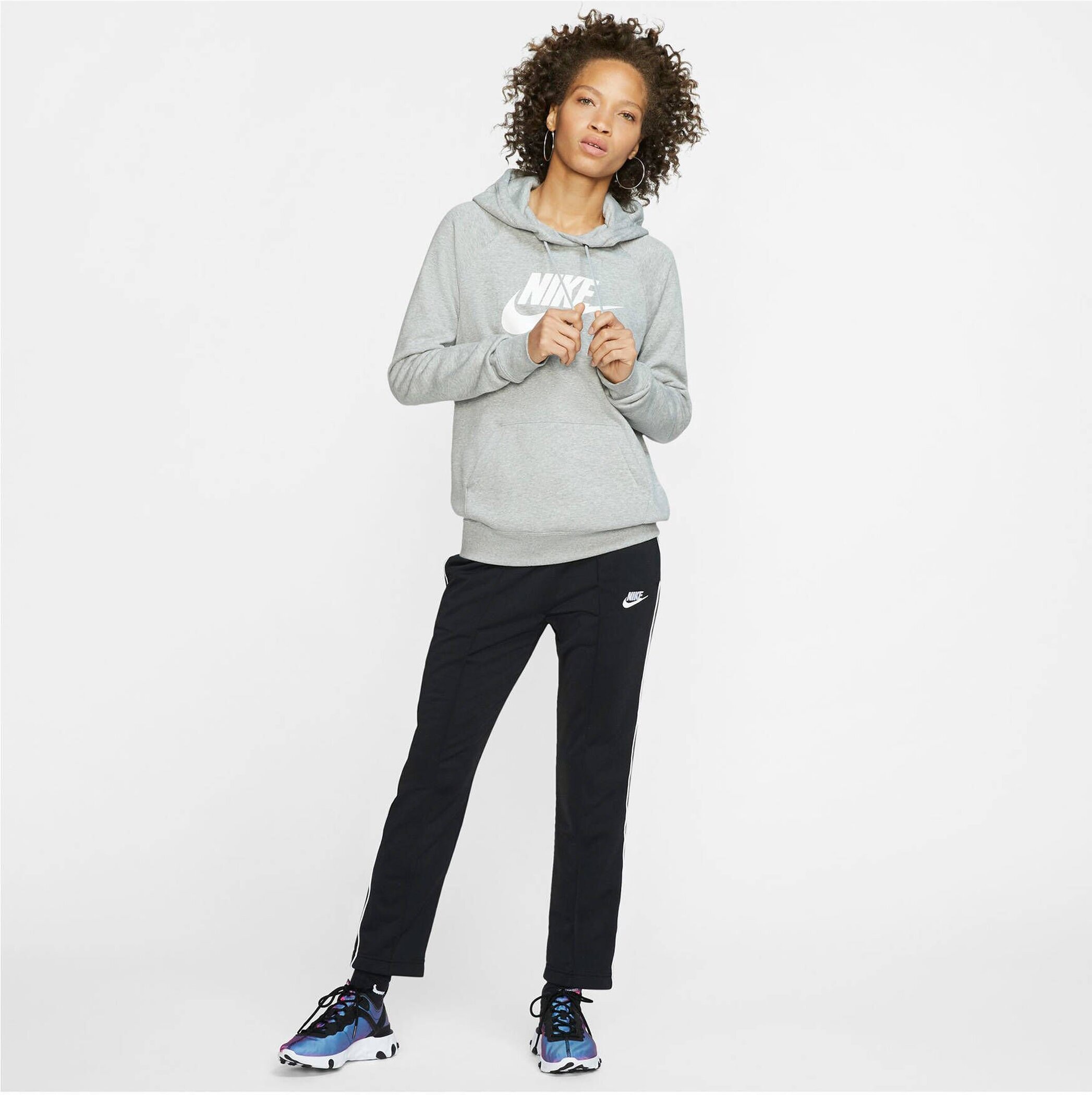 Nike Sportswear Kapuzensweatshirt »ESSENTIAL WOMENS FLEECE PULLOVER HOODIE«