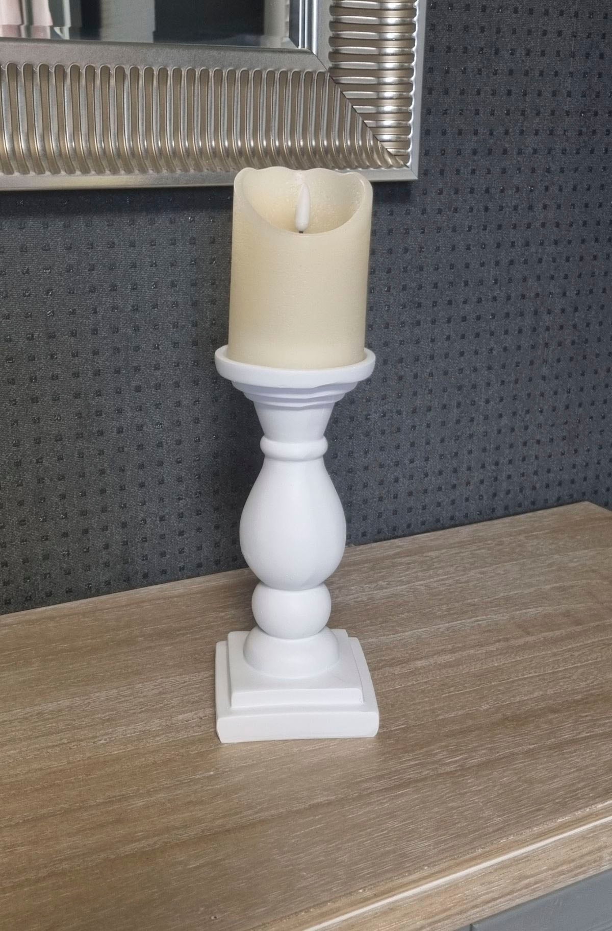 Ambiente Haus Kerzenständer »Kerzenständer aus Polyresin Online - 22cm«, im weis OTTO St.) (1 Shop