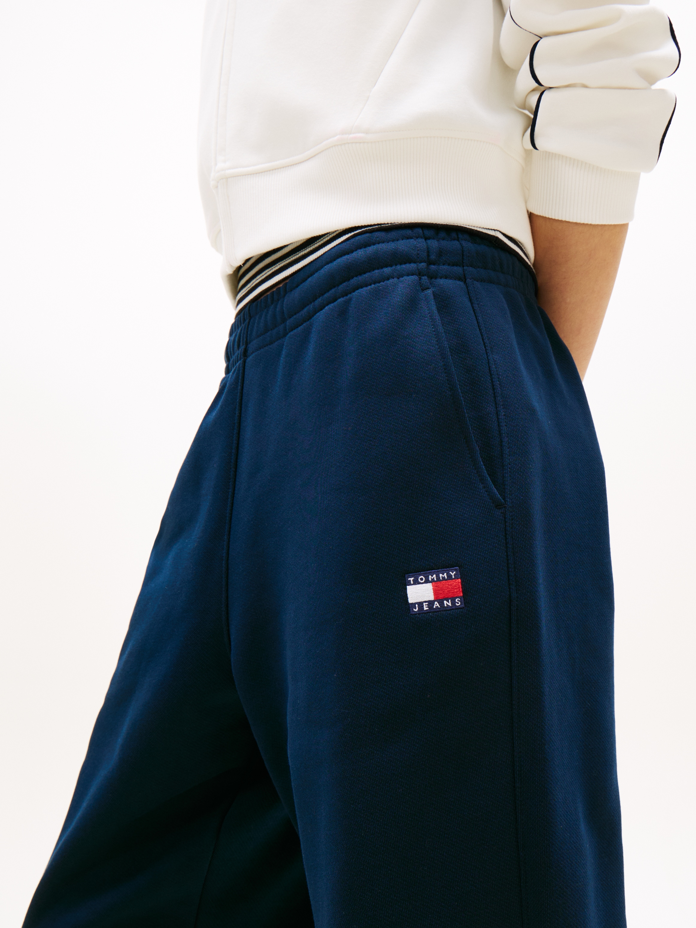 Tommy Jeans Sweathose »TJW BADGE SWEATPANT«