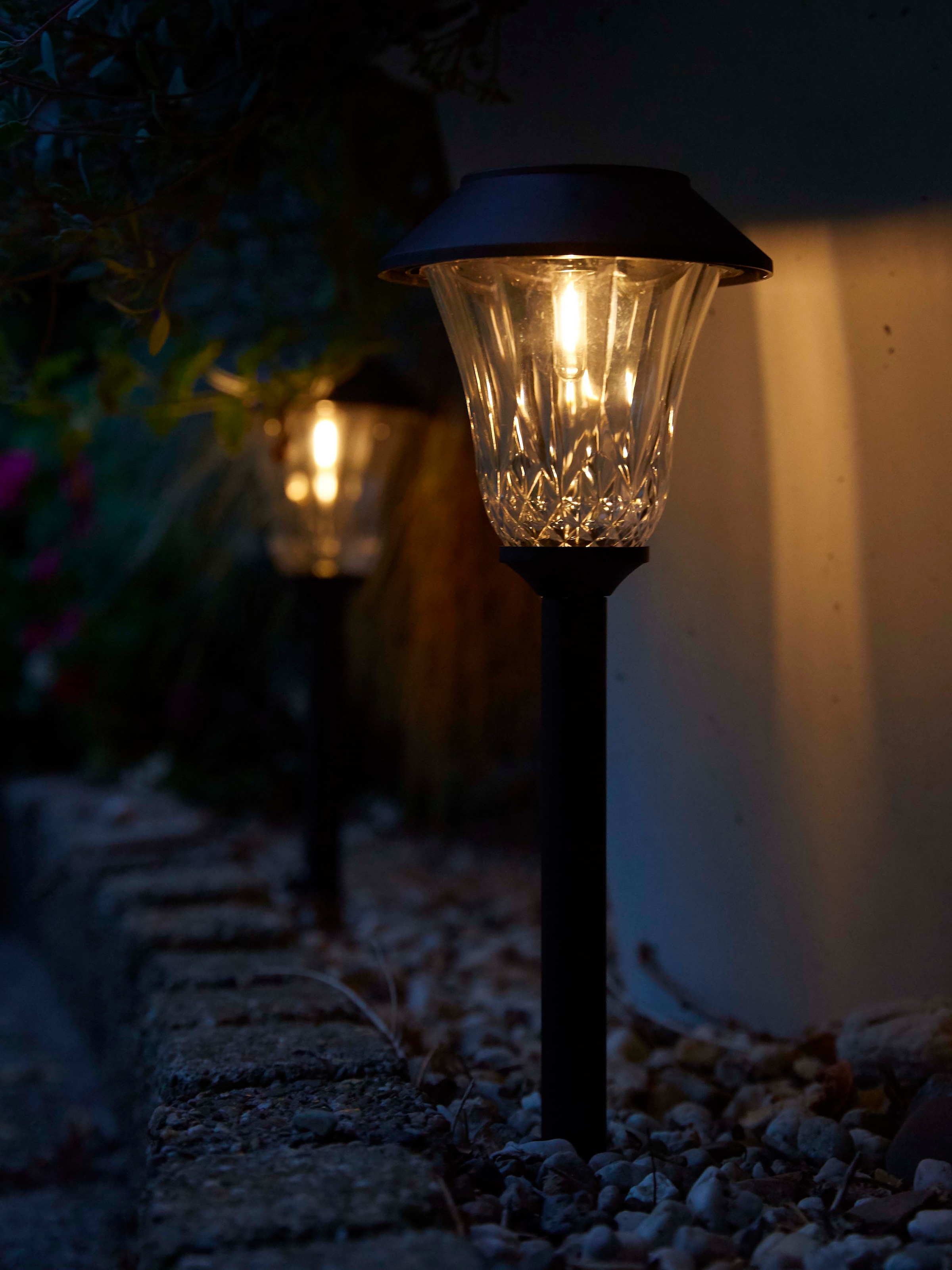 LUXFORM Gartenleuchte »Solar-Gartenlampe - St. Tropez - 3 Stück - 5 Lumen«, Leuchtmittel LED-Modul | LED fest integriert, Aus Kunststoff gefertigt