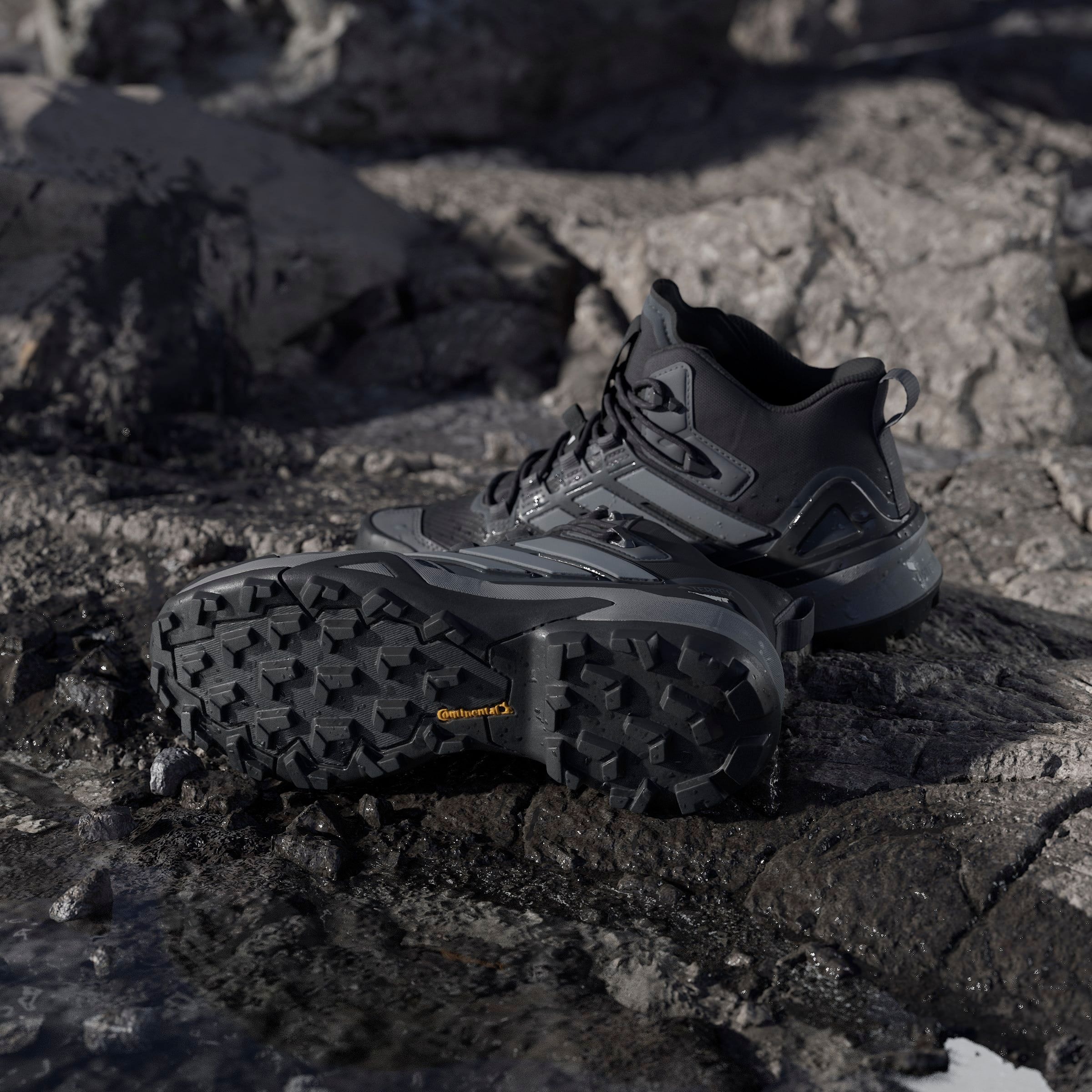 adidas TERREX Wanderschuh »TERREX SKYCHASER MID GORE-TEX«, wasserdicht