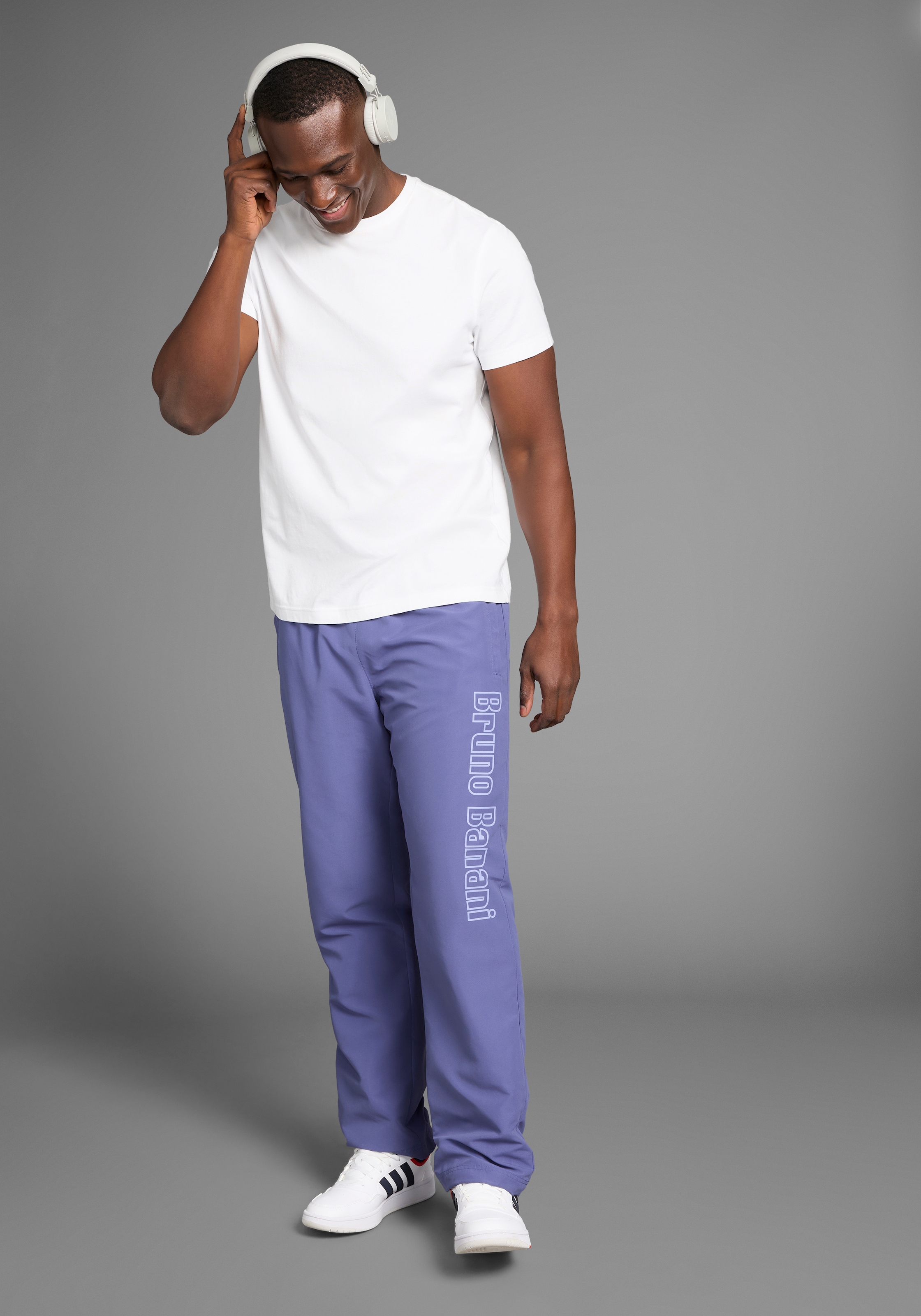 Bruno Banani Sporthose, mit verstellbarem Hosensaum