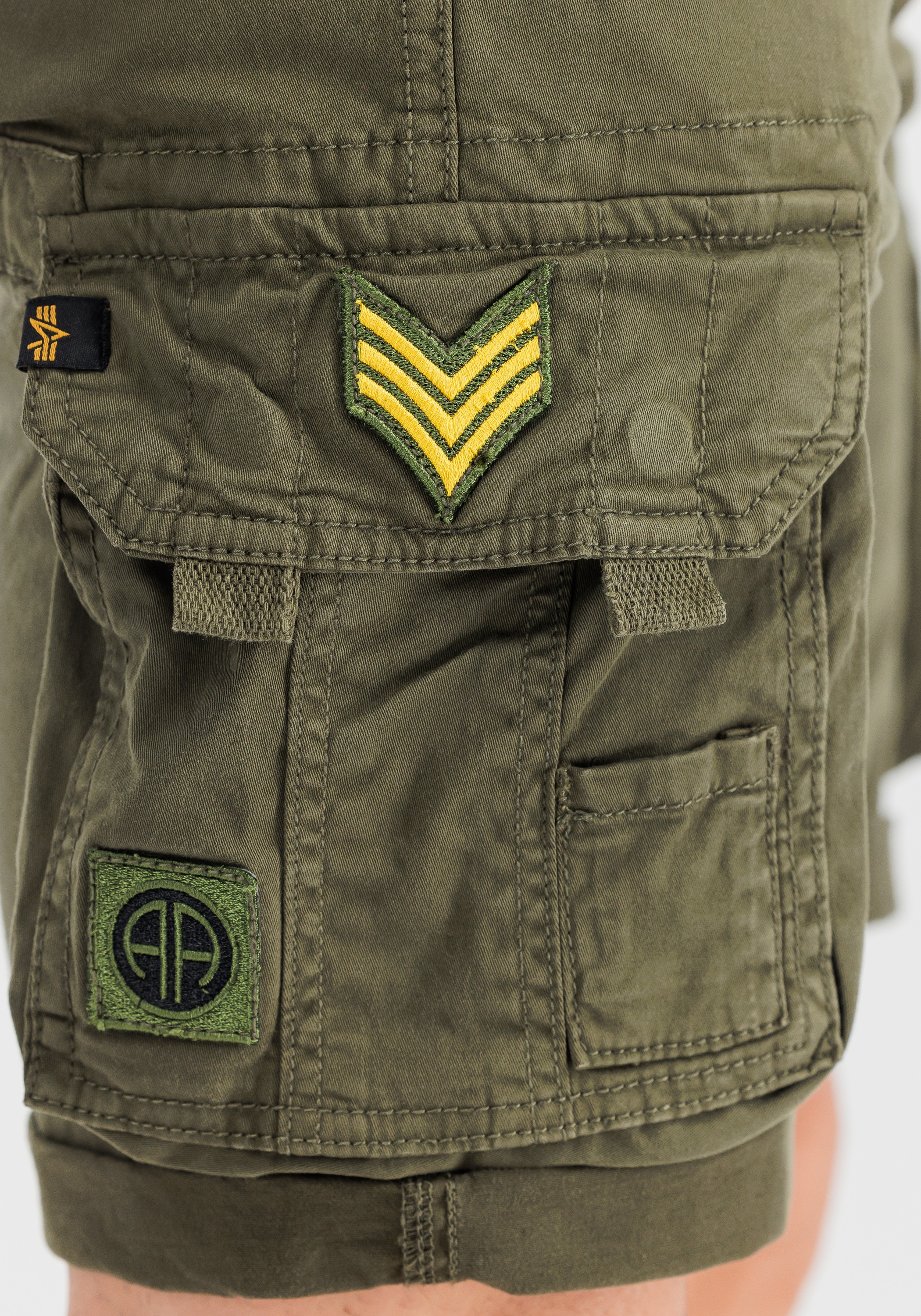 Alpha Industries Shorts »Crew Short Patch«