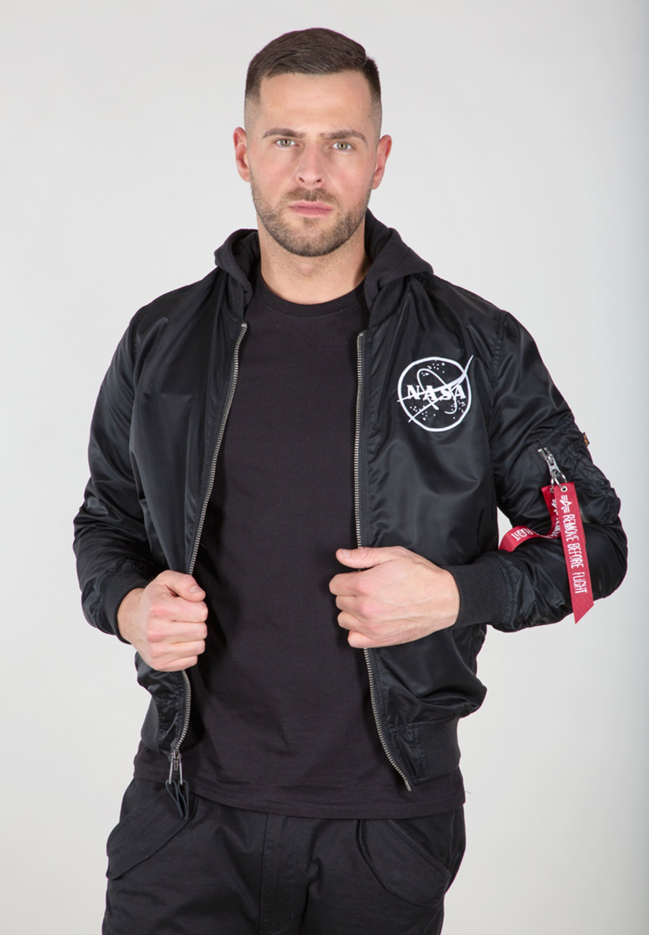 Alpha Industries Bomberjacke »Alpha Industries Men - Bomber Jackets MA-1 LW HD NASA Glow Rev.«