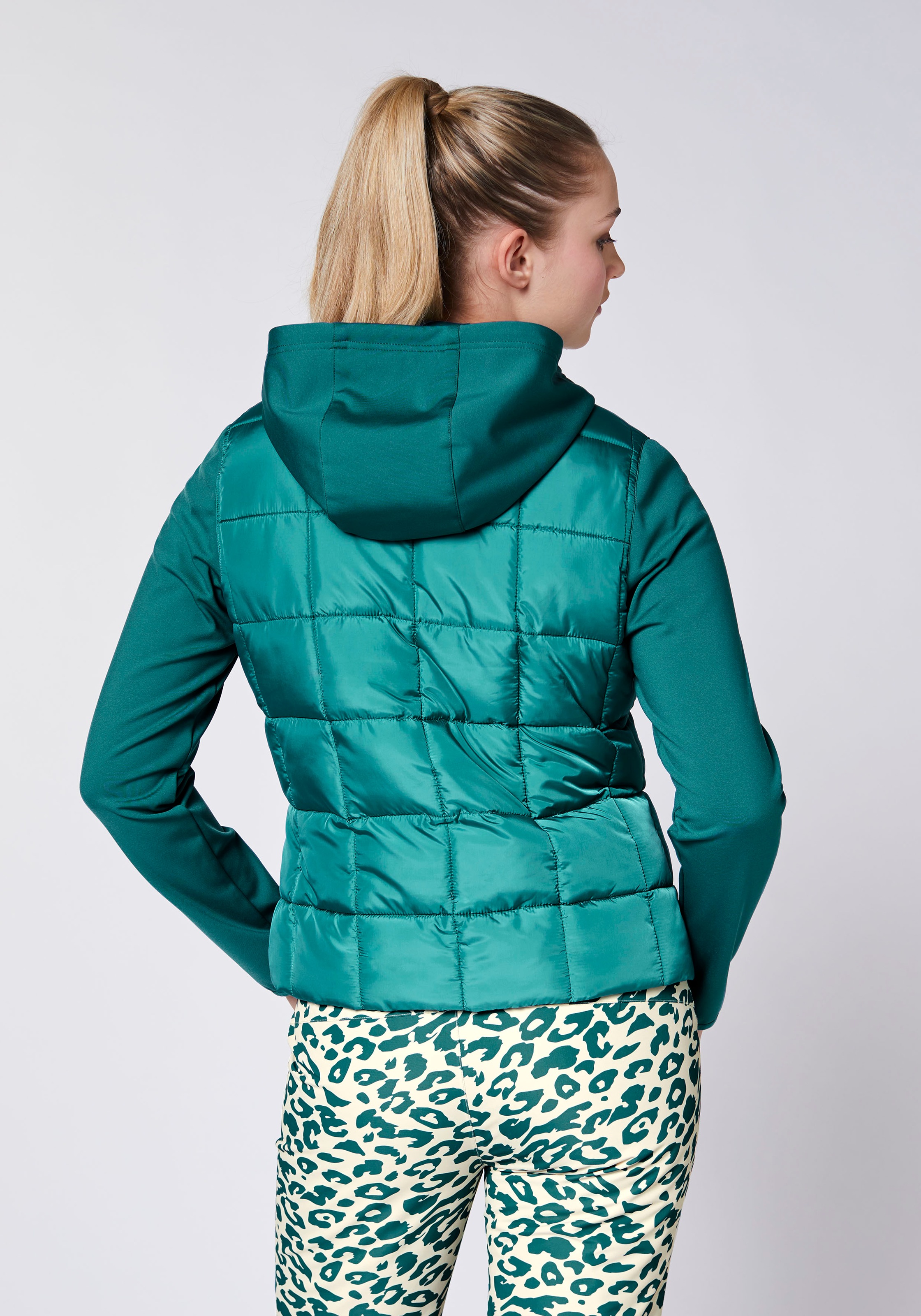 Chiemsee Outdoorjacke mit Kapuze - Materialmix aus Canvas &amp; Technical Fleece<br/>