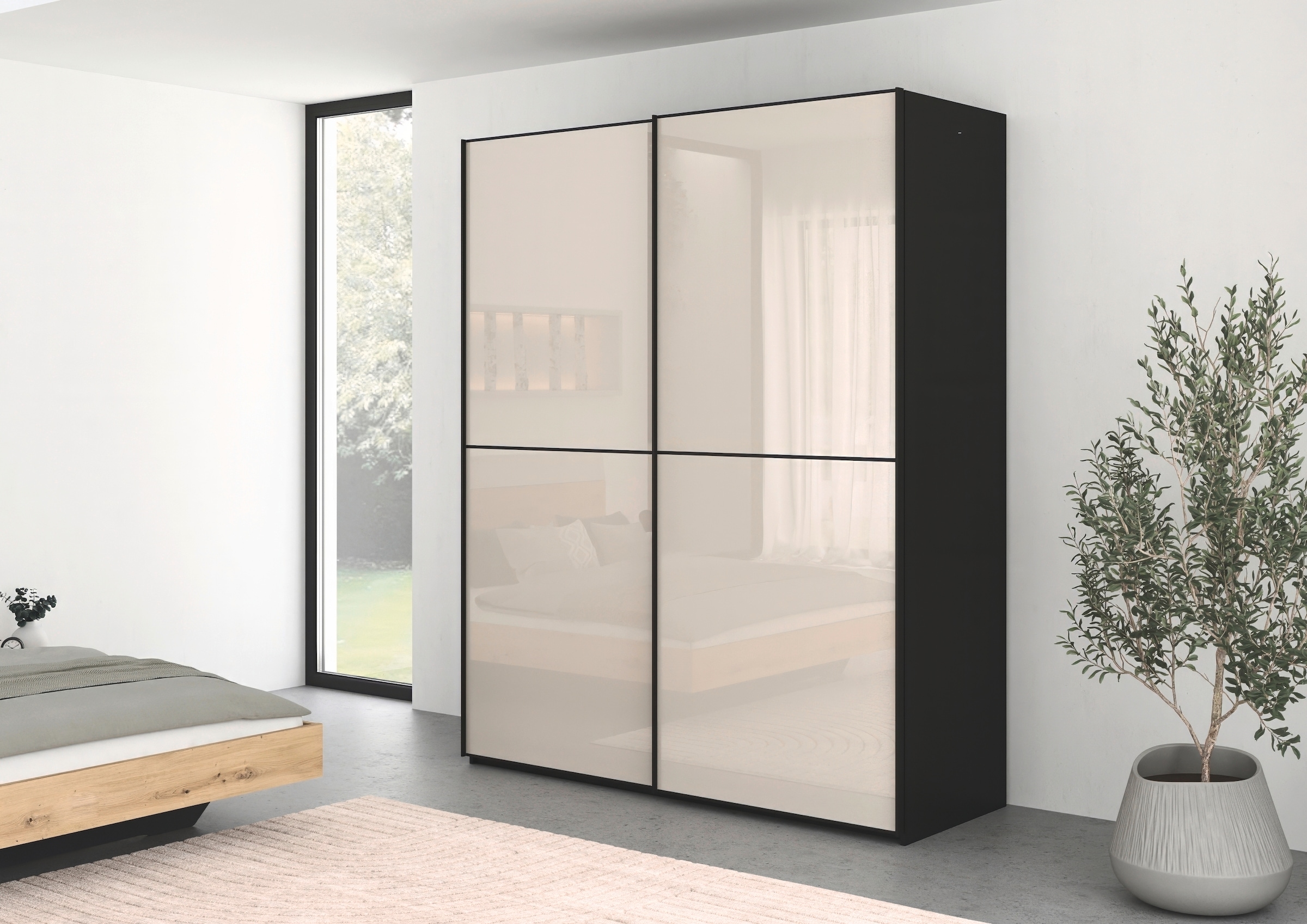 rauch Schwebetürenschrank »Kleiderschrank Schrank Garderobe Schlafzimmerschrank SCALE-DUO« edle zweigeteilte Türen Glas-Front mit 3 Zierleisten MADE IN GERMANY