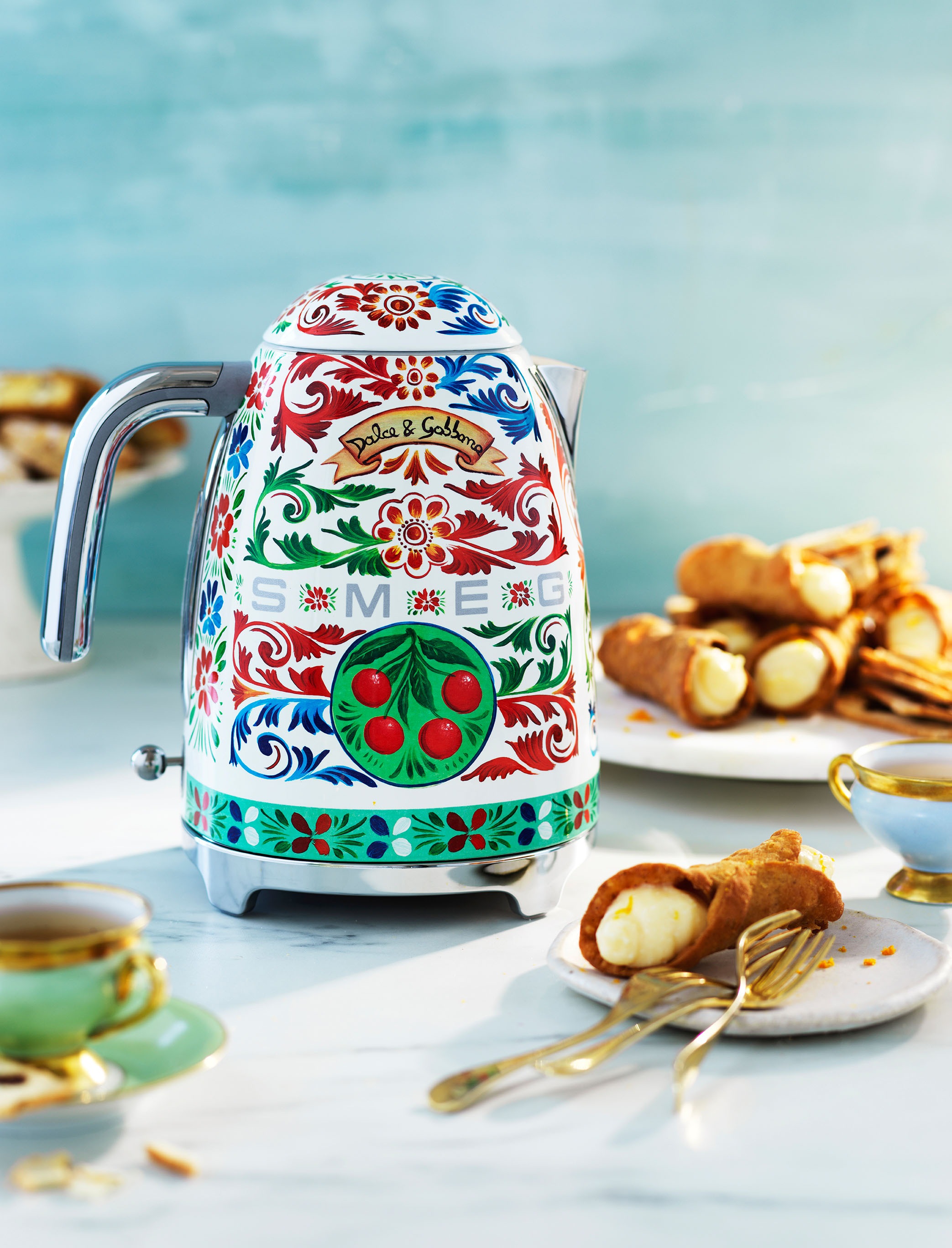 SMEG DOLCE & GABBANA Wasserkocher »KLF03DGEU Smeg«, 1,7 l, 2400 W, Limited Edition Dolce & Gabbana Sicily is my Love