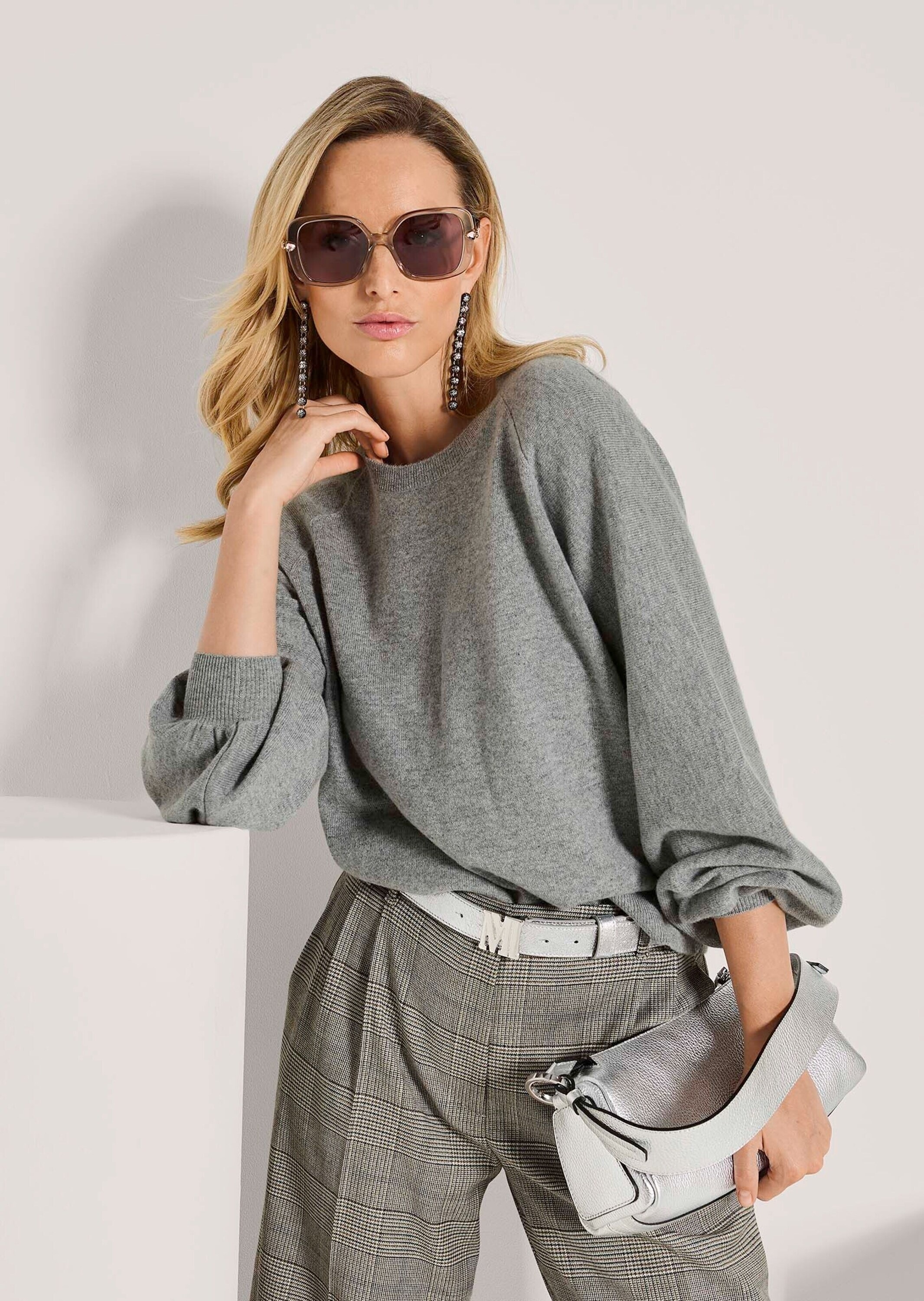 MADELEINE Longpullover »Strickpullover Stilvoller Wollpullover mit Ballonärmeln« Ballonärmel