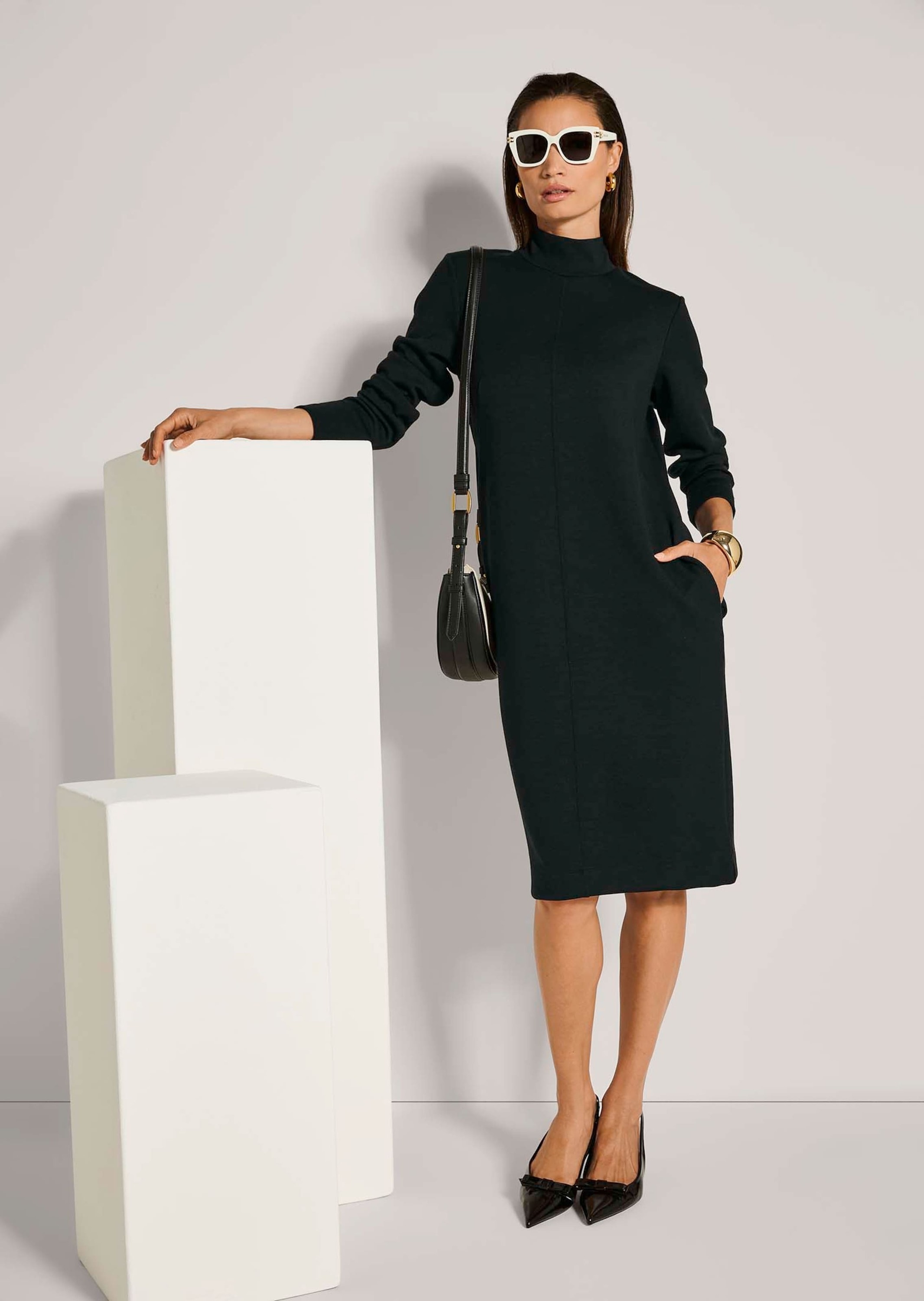 MADELEINE Sommerkleid »Jerseykleid Jersey-Kleid mit Stehkragen, Midilänge« Jerseykleid mit modischen Teilungsnähten