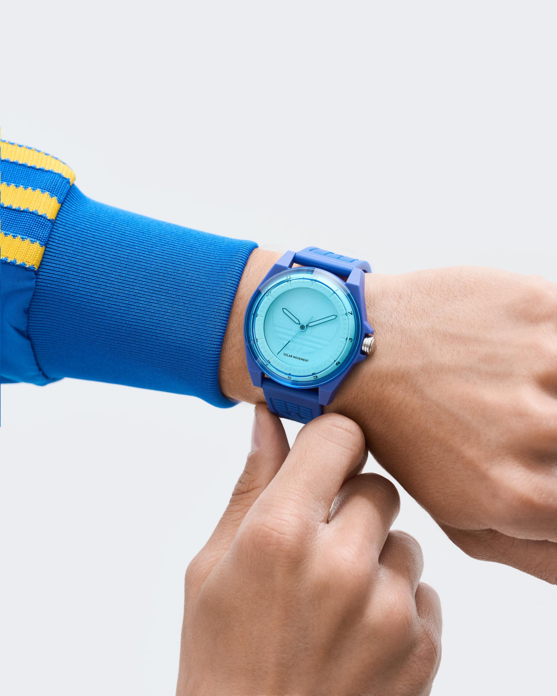 adidas Originals Solaruhr »PROJECT FOUR SOLAR« Quarzuhr, Armbanduhr, Herrenuhr, Damenuhr, Resinarmband