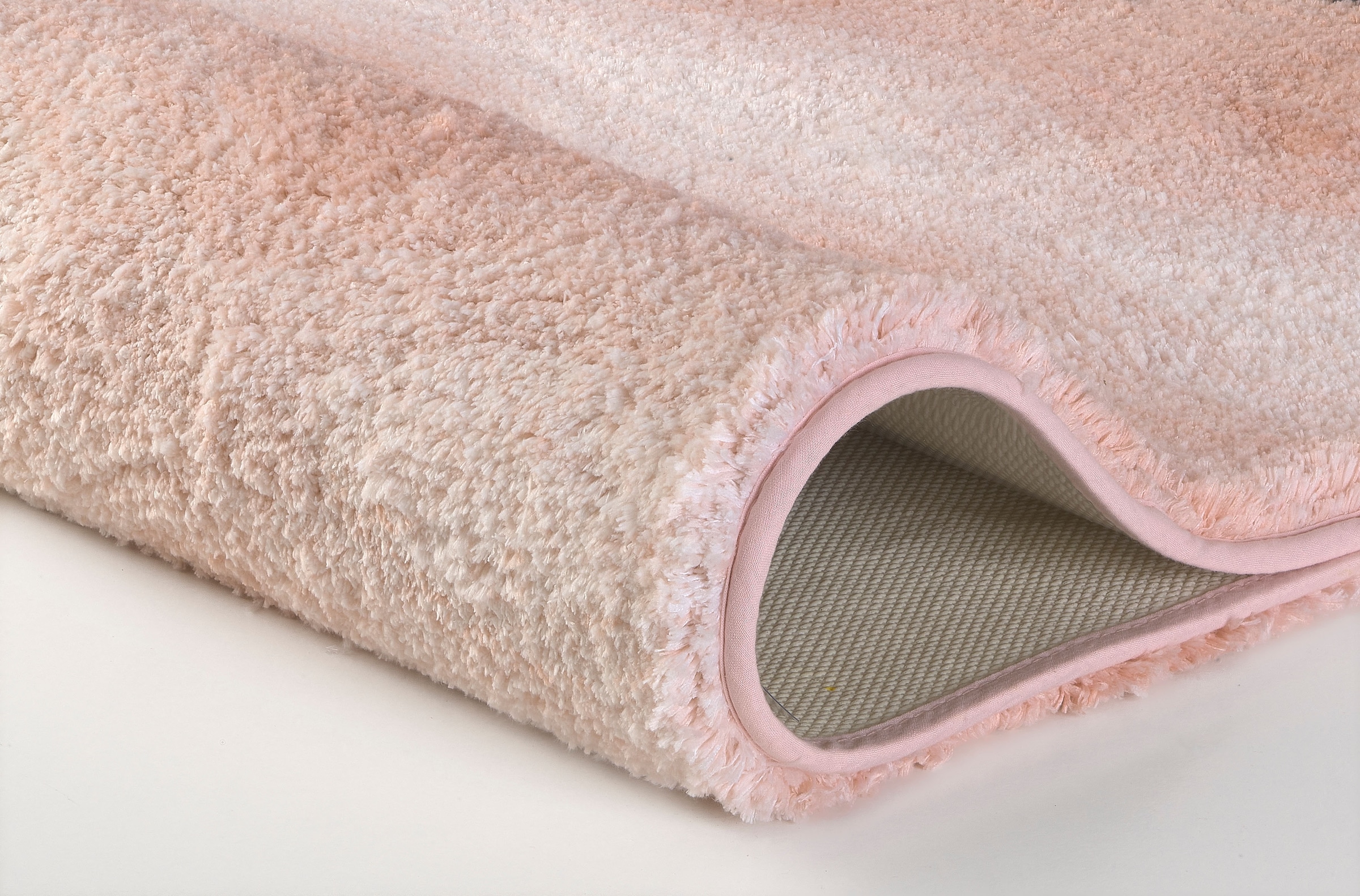 Kleine Wolke Badematte »Lexy«, rutschhemmend beschichtet, fußbodenheizungsgeeignet, Badteppich, Wellen Design, mit Farbverlauf, waschbar