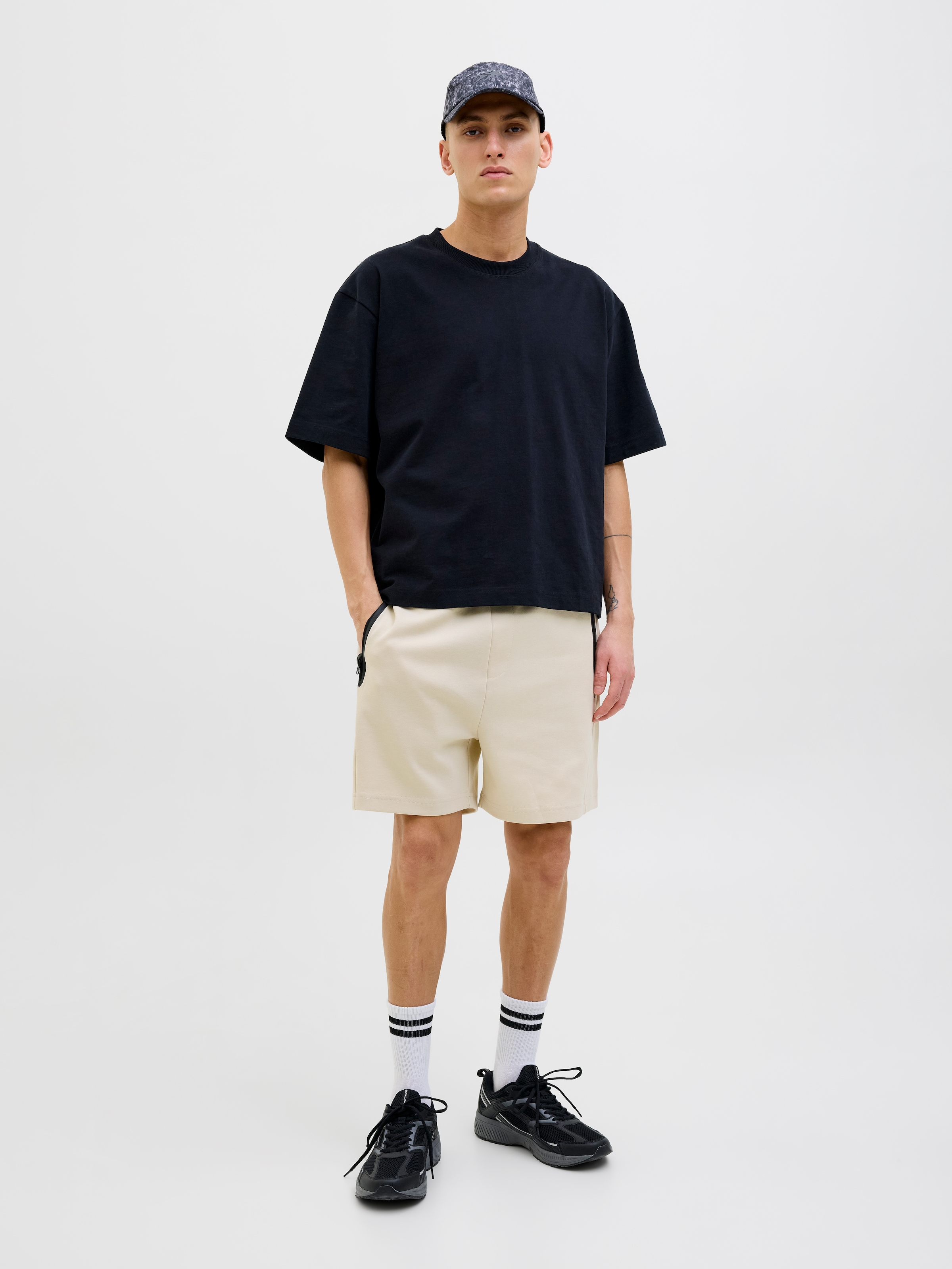 Jack & Jones Relaxshorts »JPSTGORDON FUSION SWEAT SHORTS SRT SN«