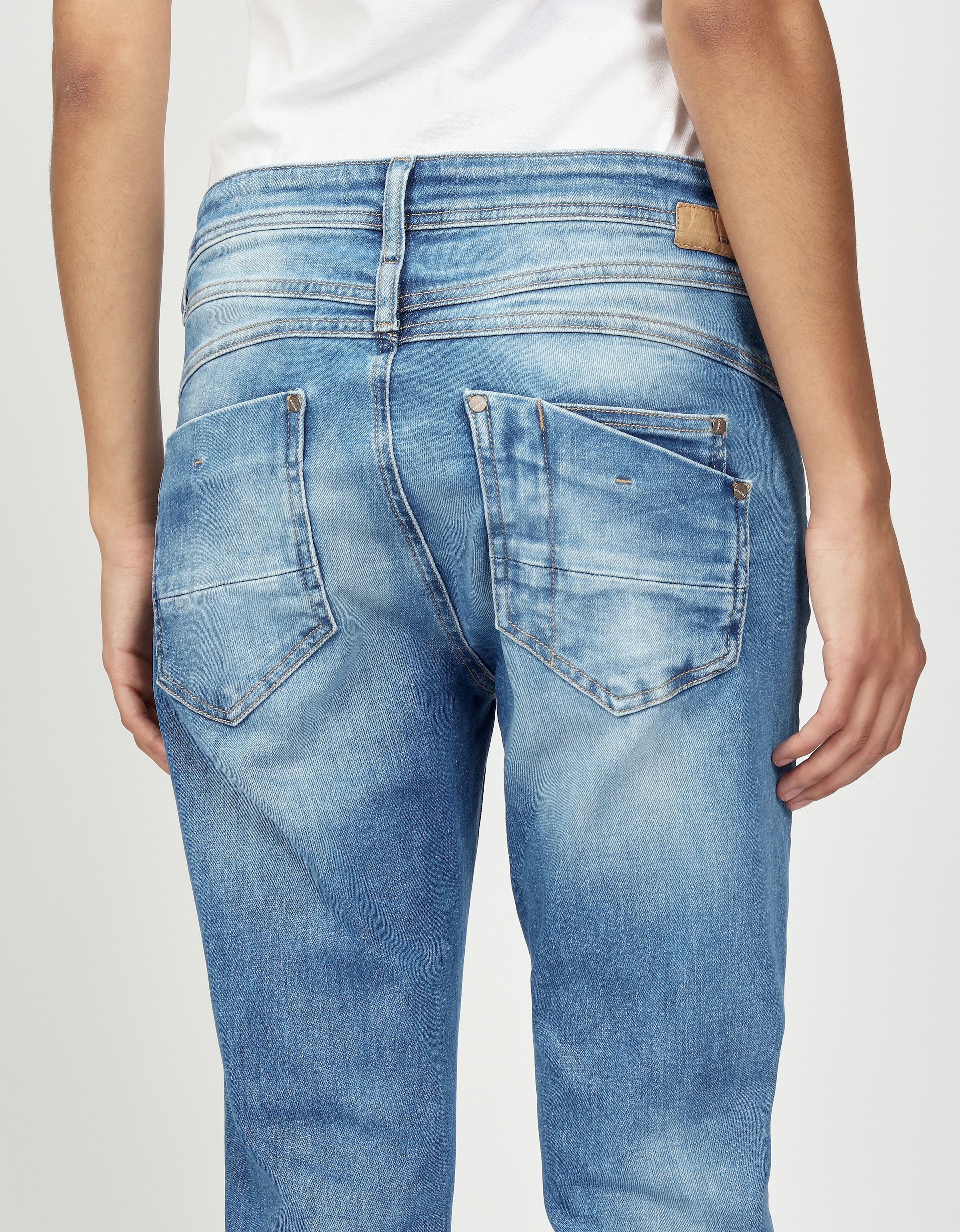GANG Relax-fit-Jeans »94AMELIE CROPPED«, in 5-Pocket-Style
