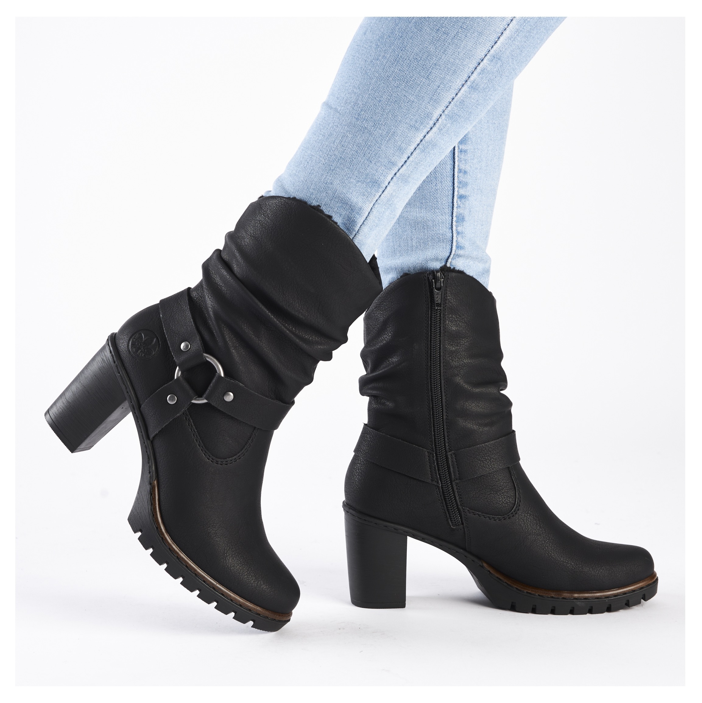 Rieker Westernstiefelette, Biker-Stiefelette, Blockabsatz, Warmfutter, mit gerafftem Schaft