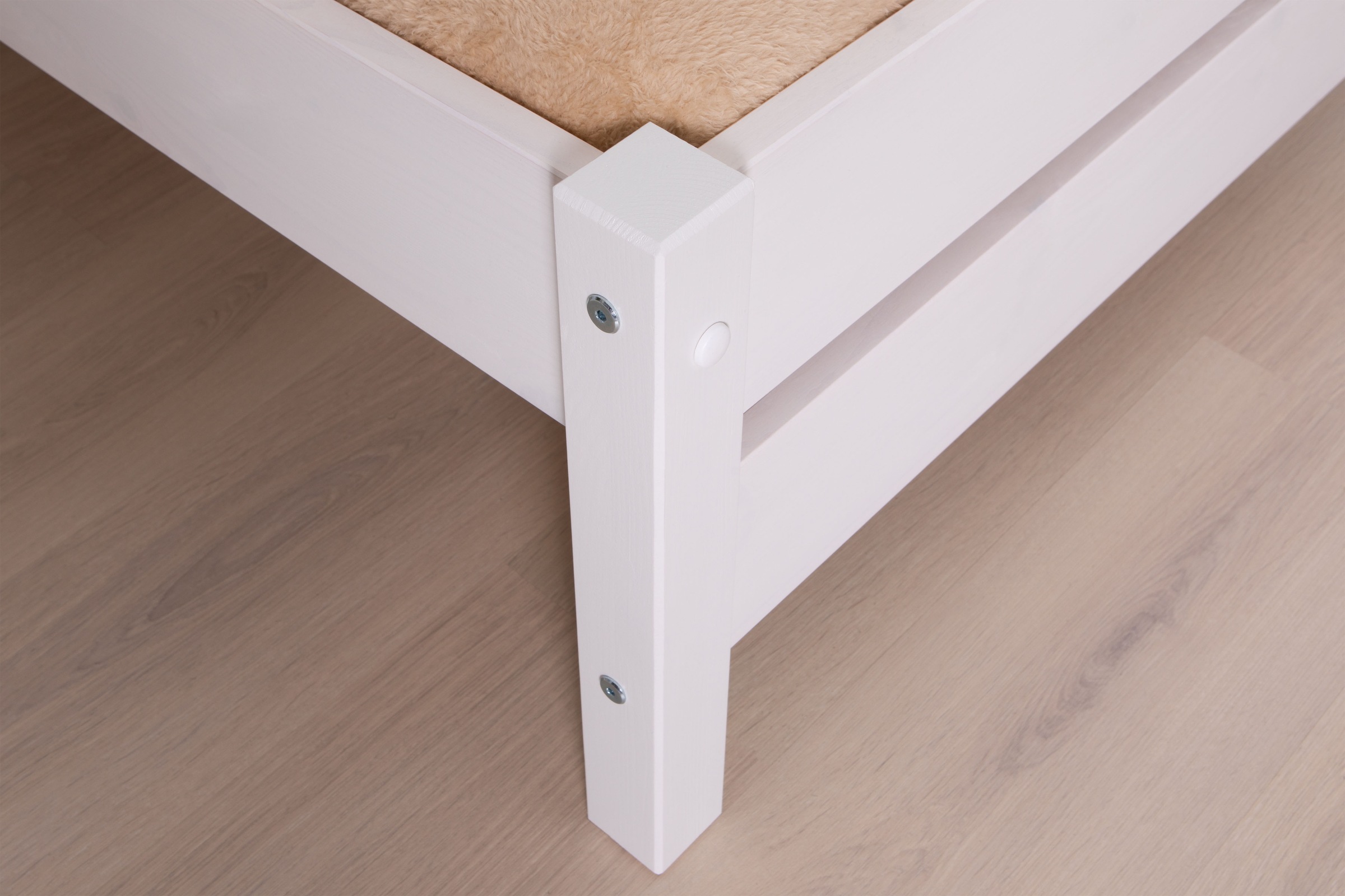 Ticaa Massivholzbett »Bora« ideal fürs Kinder- und Jugendzimmer, inklusive Rollrost