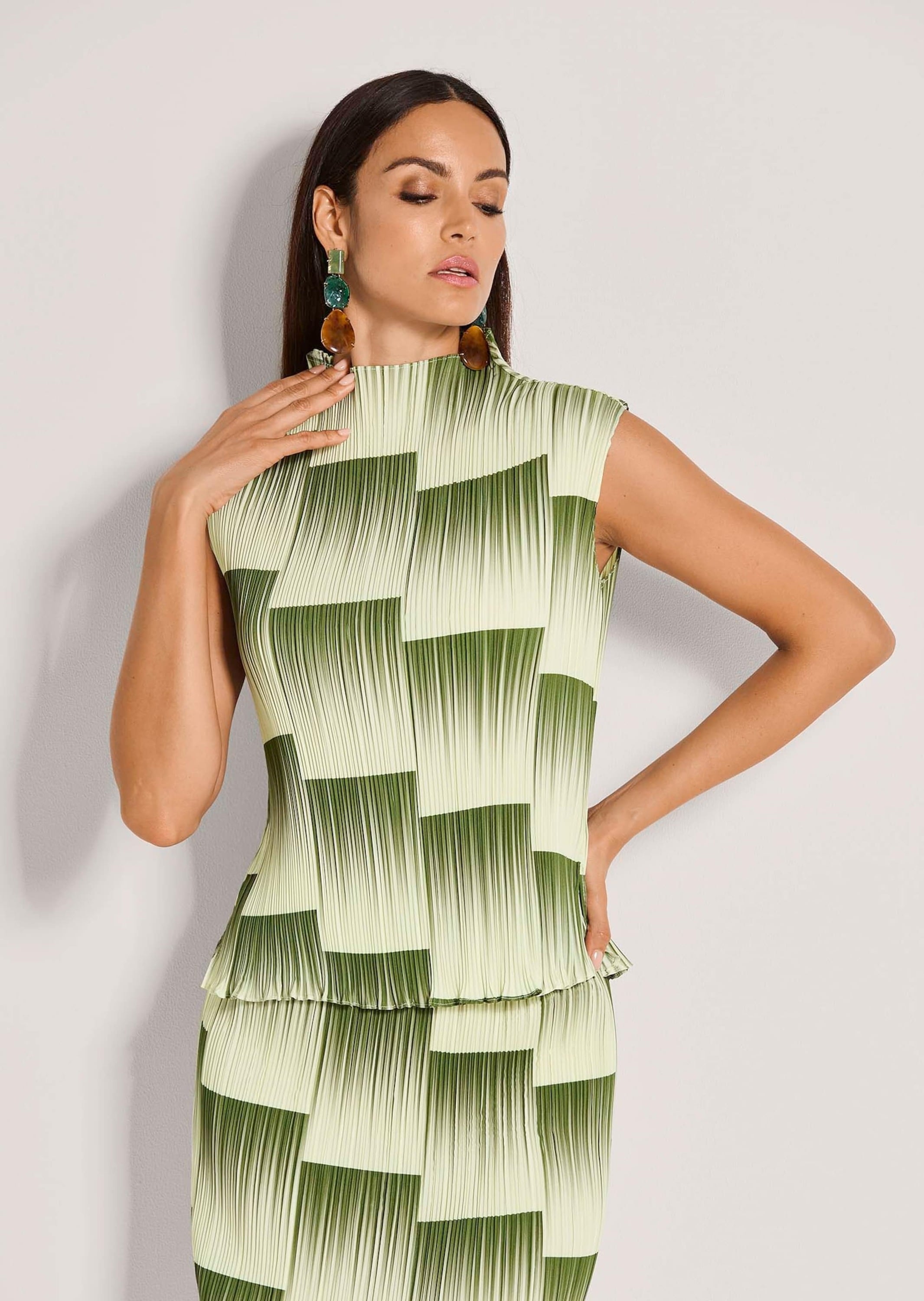 MADELEINE Blusentop »Blusentop Plisseebluse mit grafischem Muster« Block-Optik