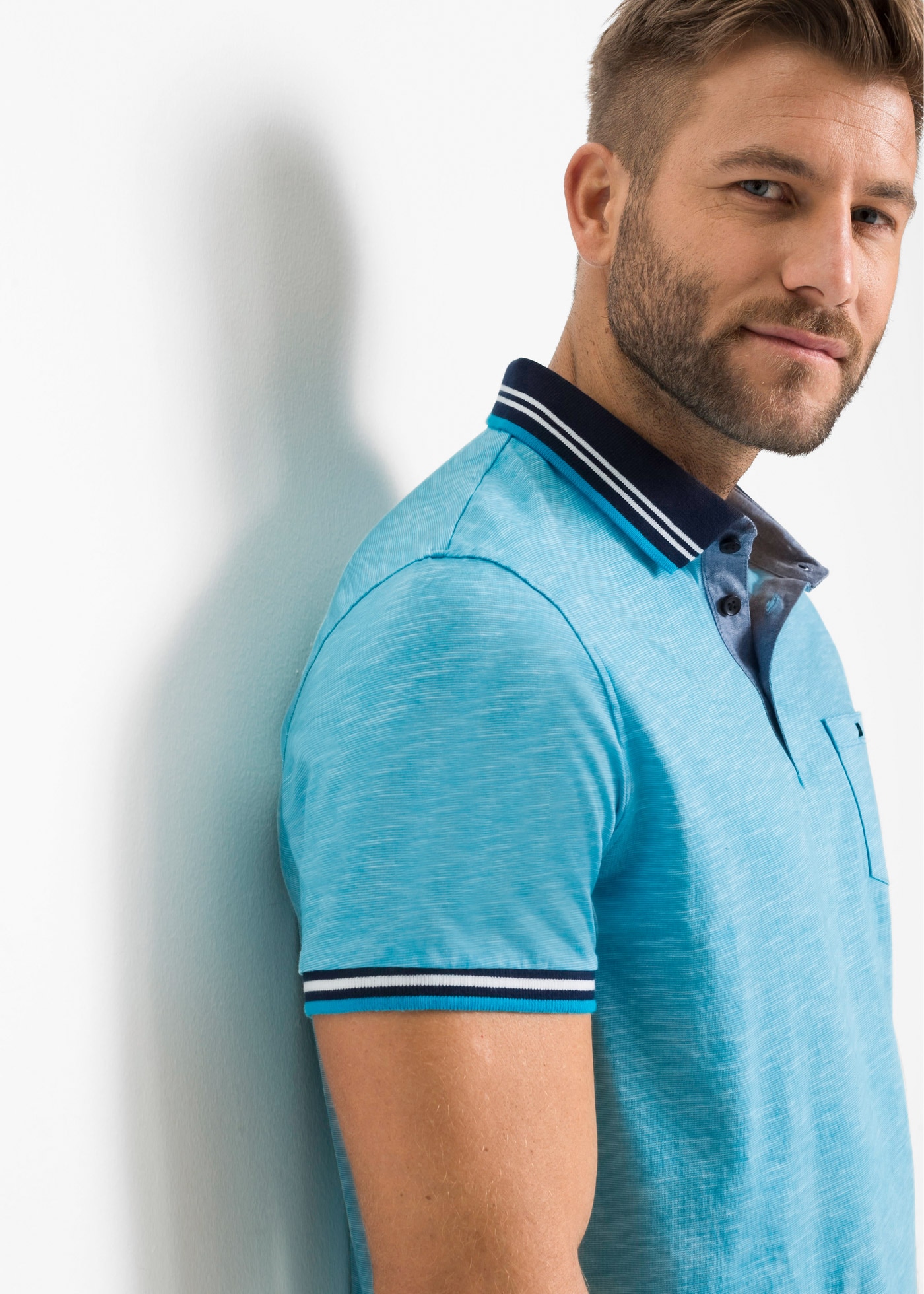 bonprix Poloshirt Regular fit, Kurzarm-Design, aus Baumwolle, mit Polokragen
