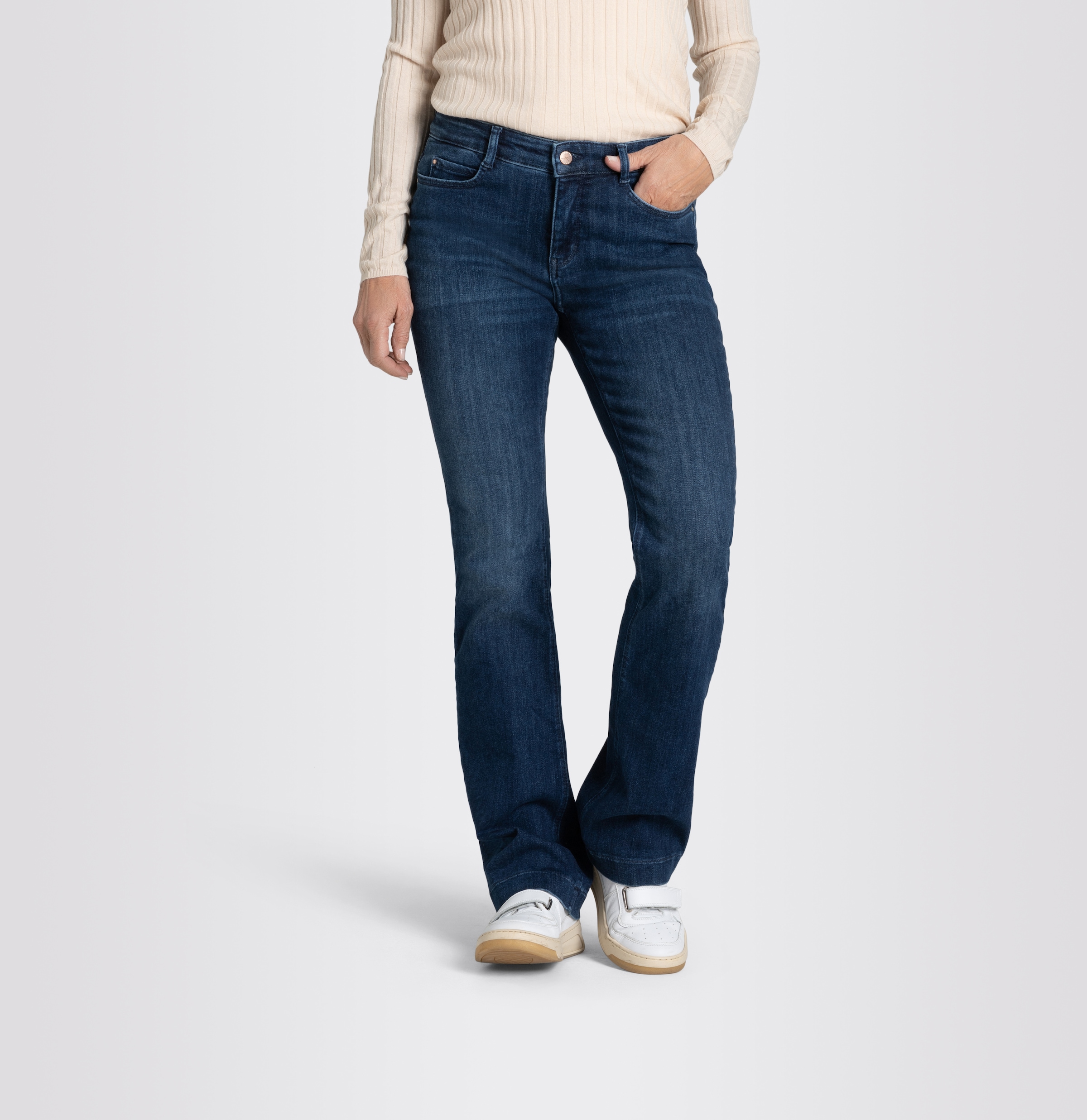 MAC Bootcut-Jeans »Dream-Boot«, Gerade geschnitten mit leicht ausgestelltem Bein