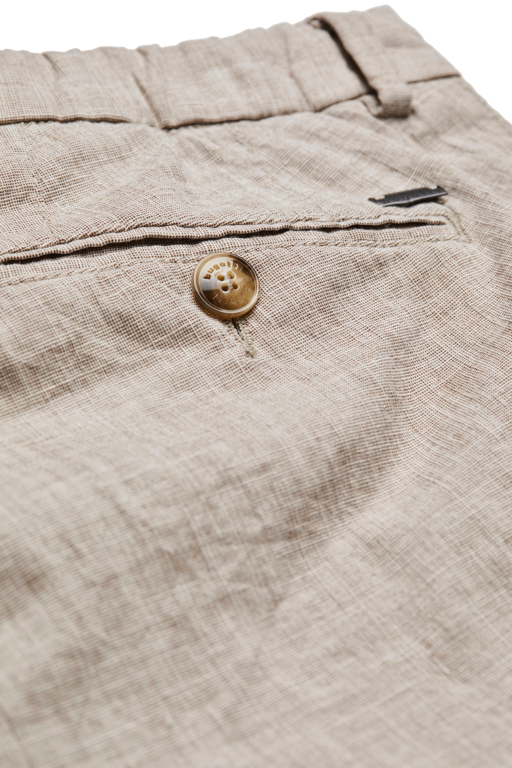 bugatti Bundfaltenhose, mit konischer Passform