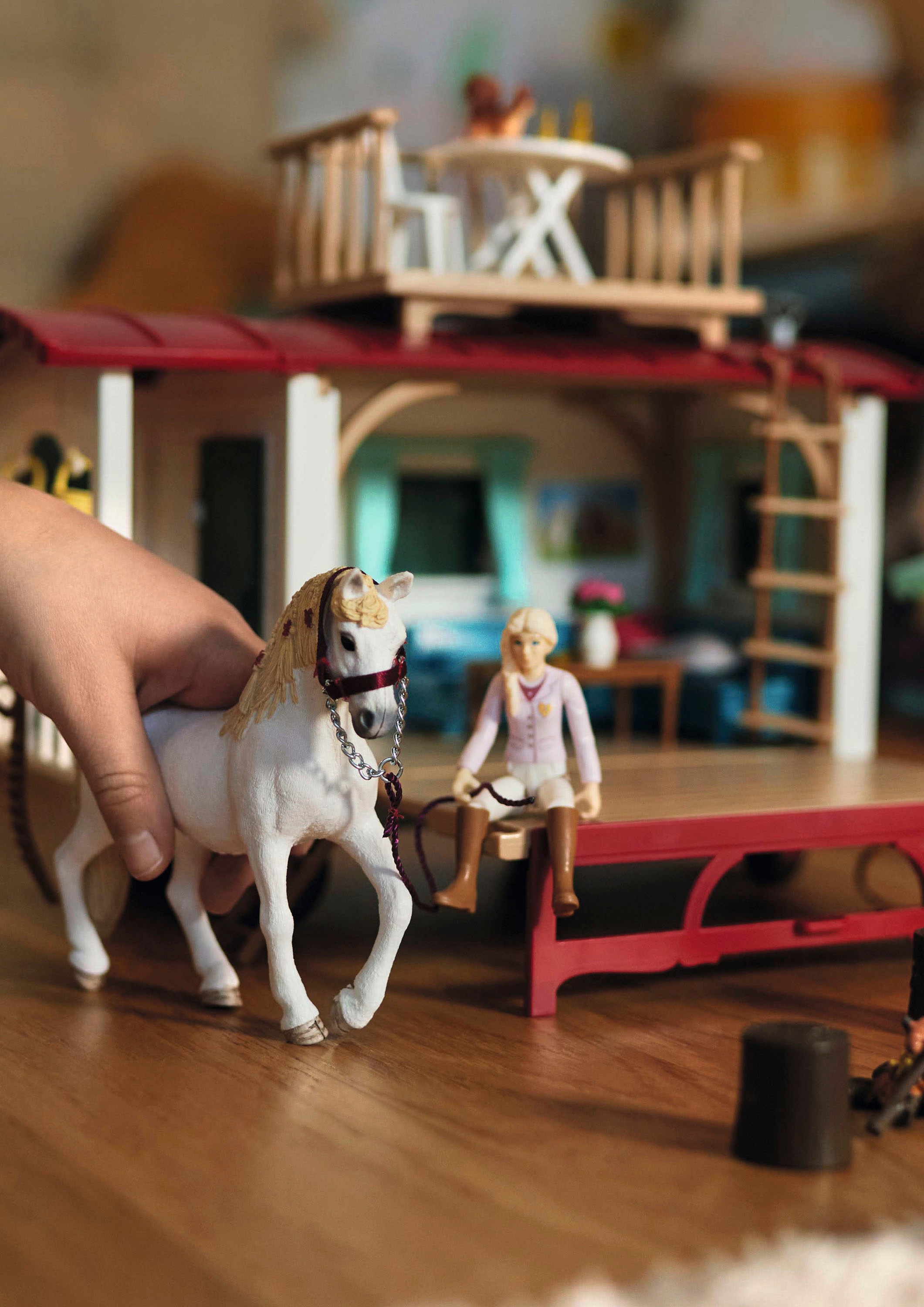 Schleich® Spielwelt »HORSE CLUB, Wohnwagen für geheime Club-Treffen (42593)«