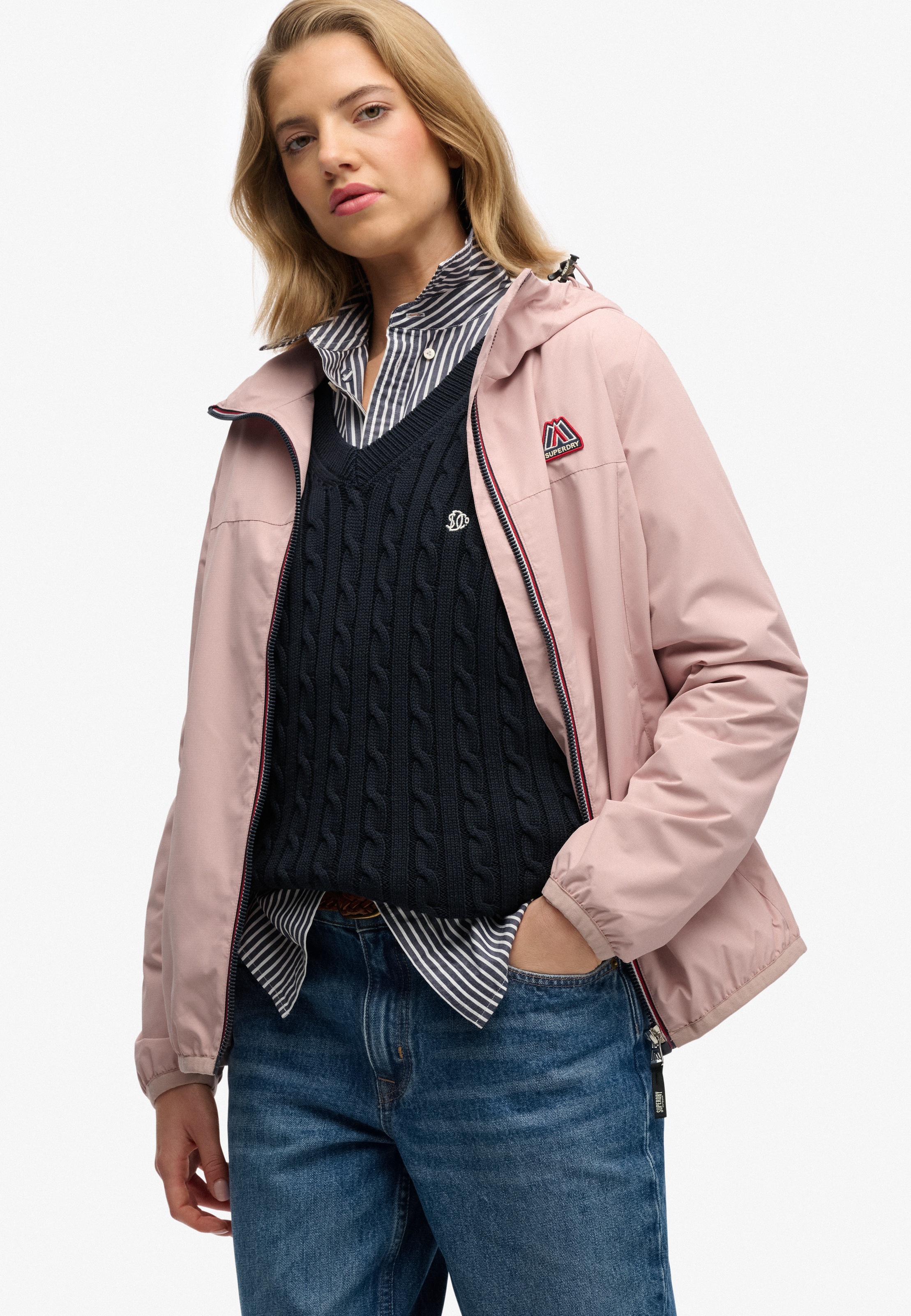 Superdry Outdoorjacke »ESSENTIAL TRI WINDBREAKER JKT« mit Kapuze