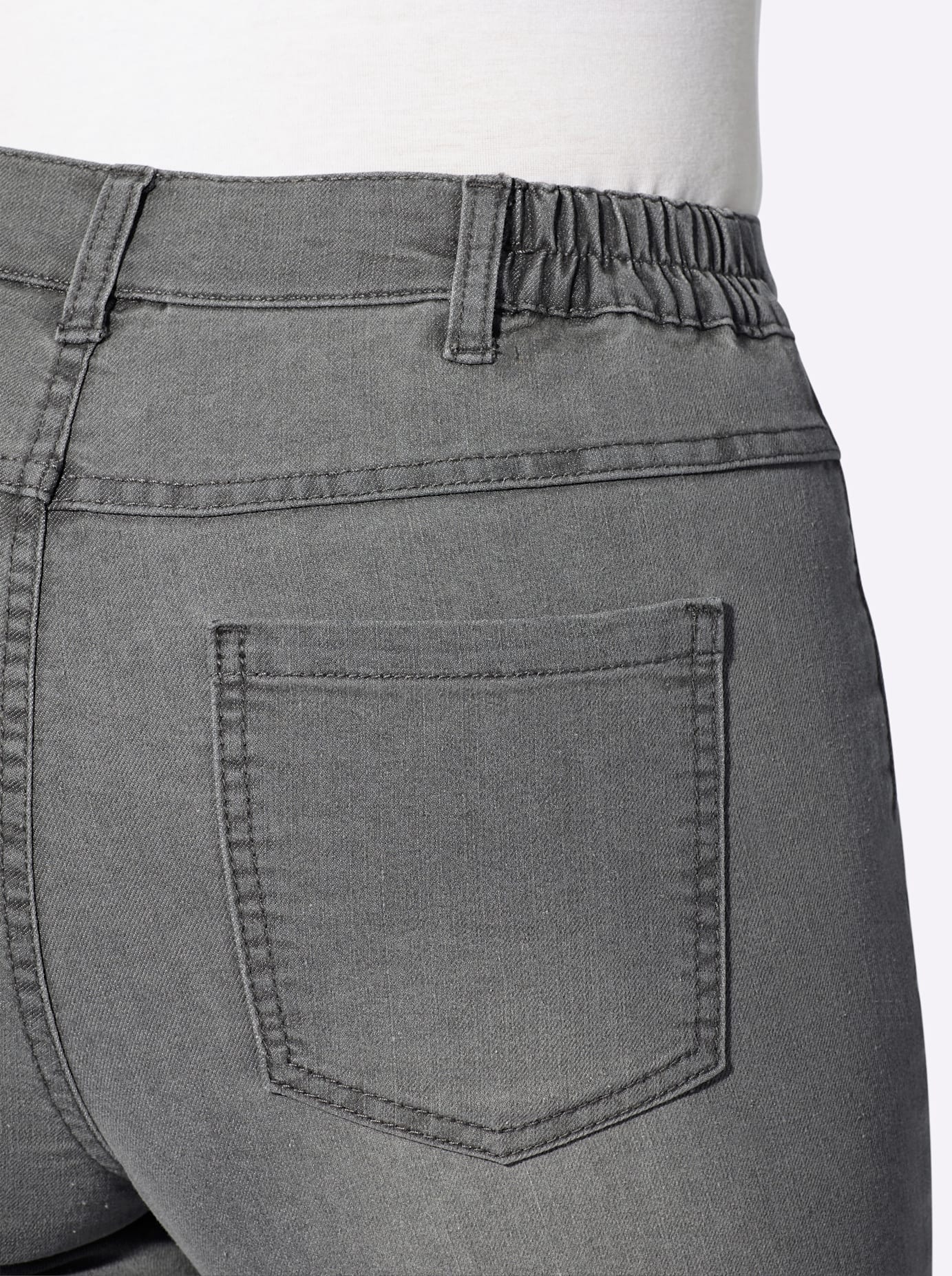 Classic Basics Bequeme Jeans 1