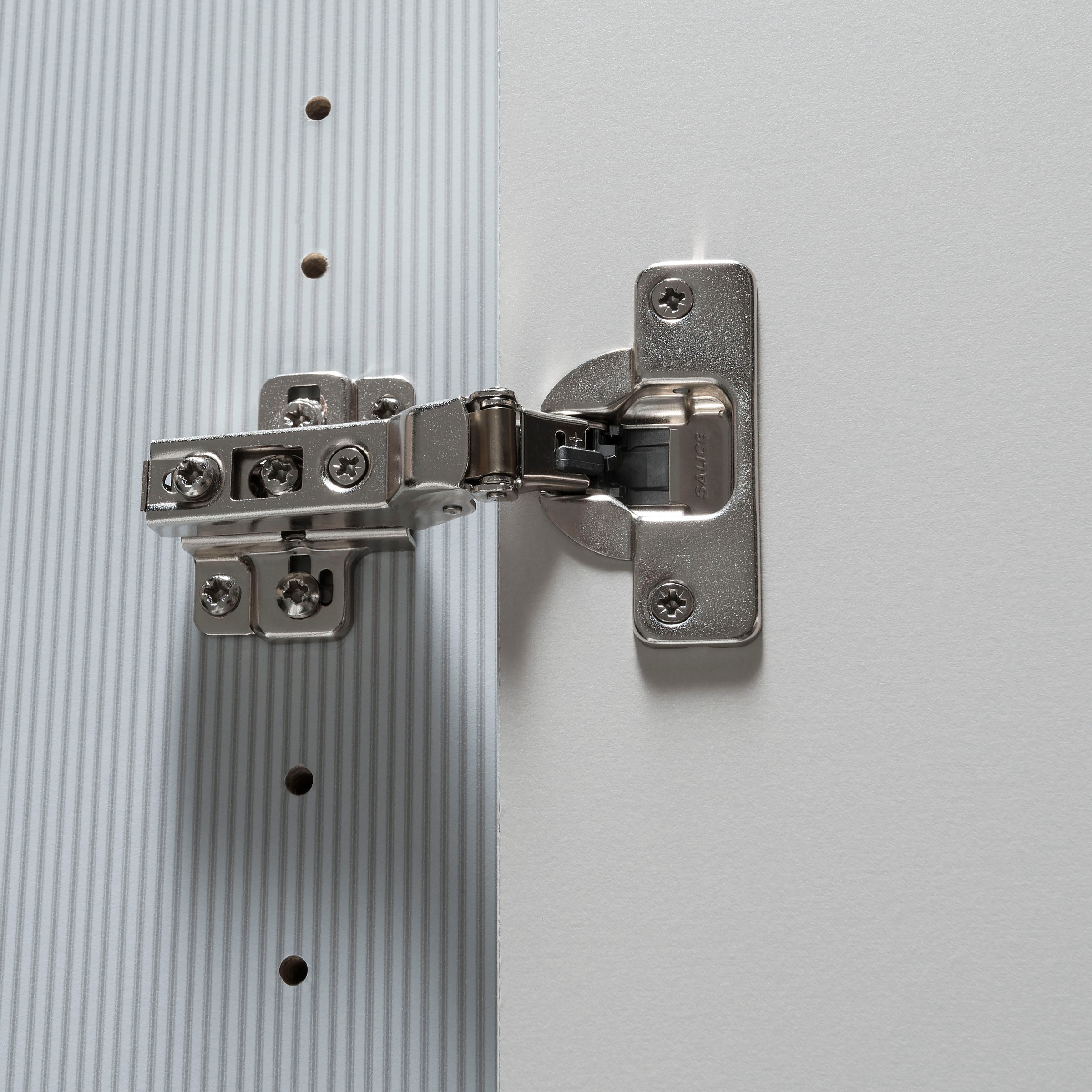 WIEMANN Drehtürenschrank »Monaco, Kleiderschrank, Schrank, Wäscheschrank, mit edler Glasfront« 2 Breiten, 2 Höhen 216/236 cm auswählbar, MADE IN GERMANY,  hochwertigen Beschläge inkl. Türdämpfung, variable Inneneinteilung