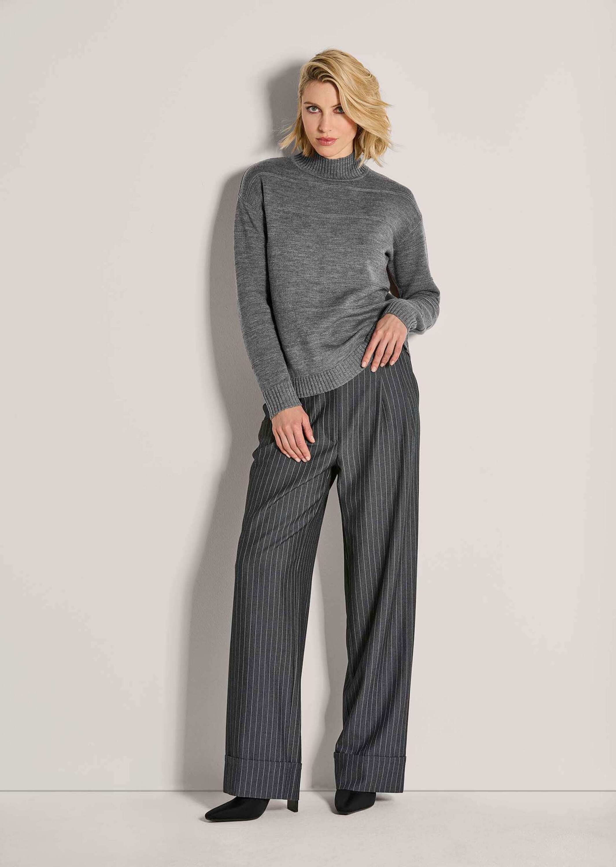 MADELEINE Stehkragenpullover »Strickpullover Eleganter Wollpullover mit Querstruktur«