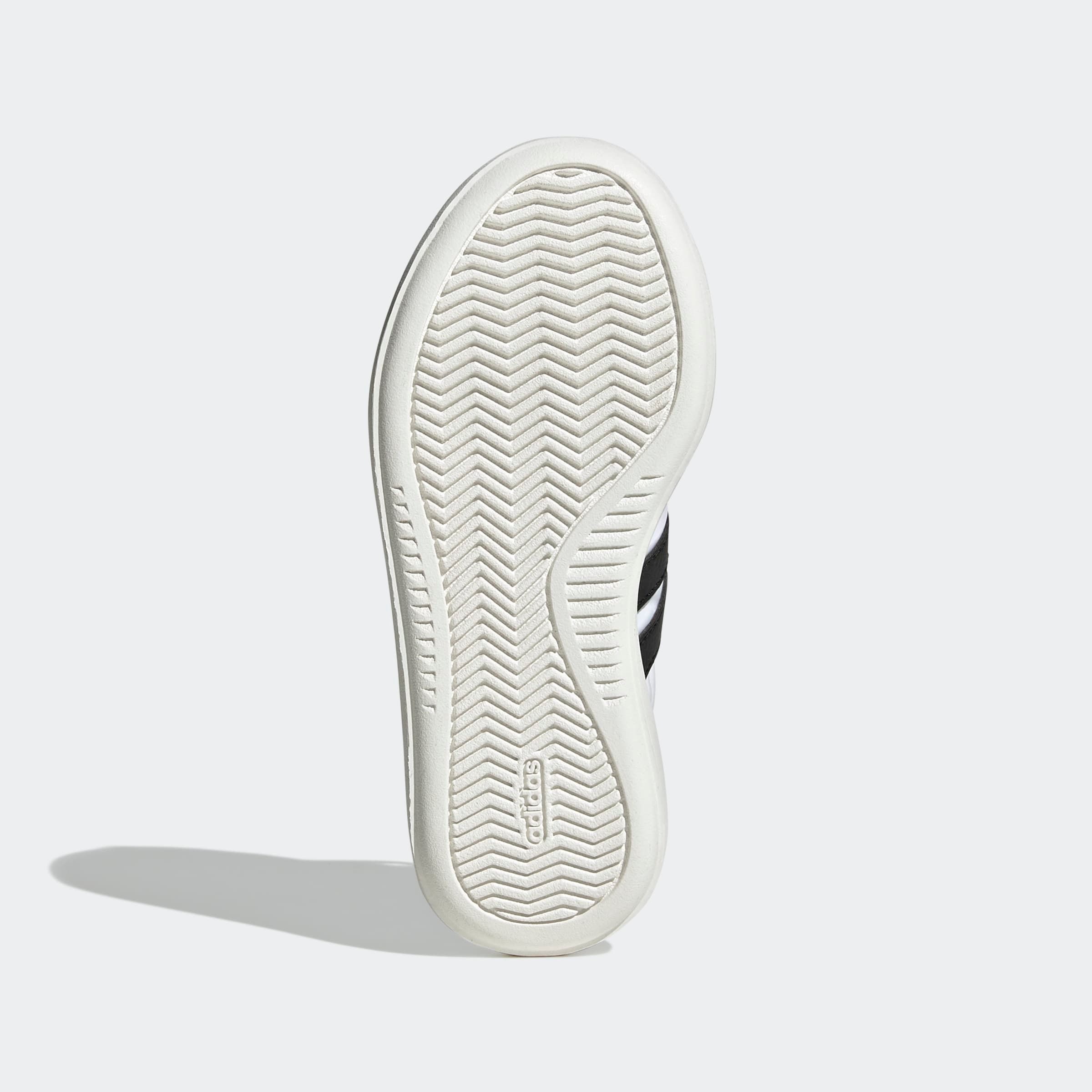 adidas Sportswear Sneaker, Design auf den Spuren des adidas Handball Spezial