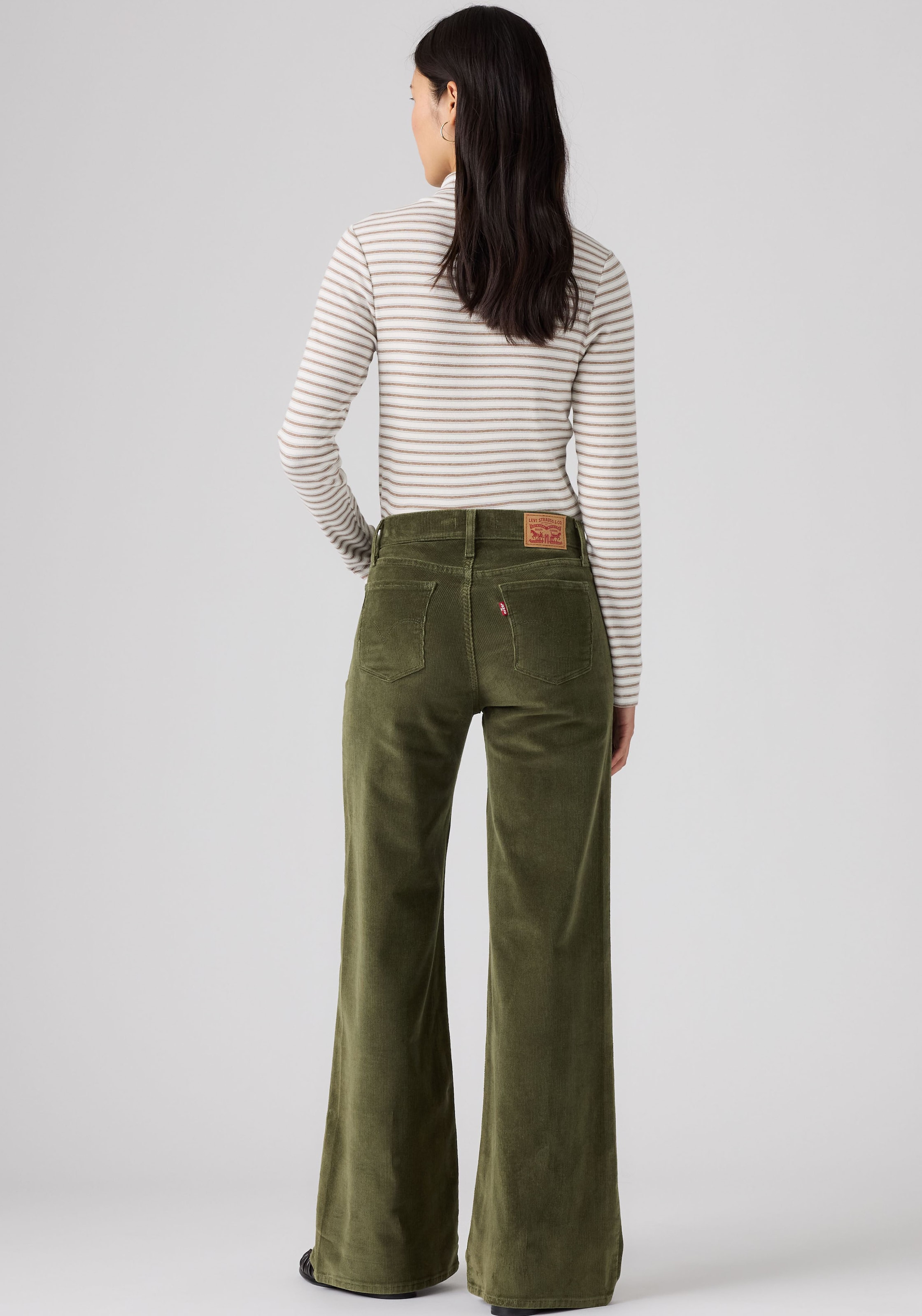 Levi's® Cordhose »318 SHAPING WIDE LEG«  mit weitem Bein - Wide Leg