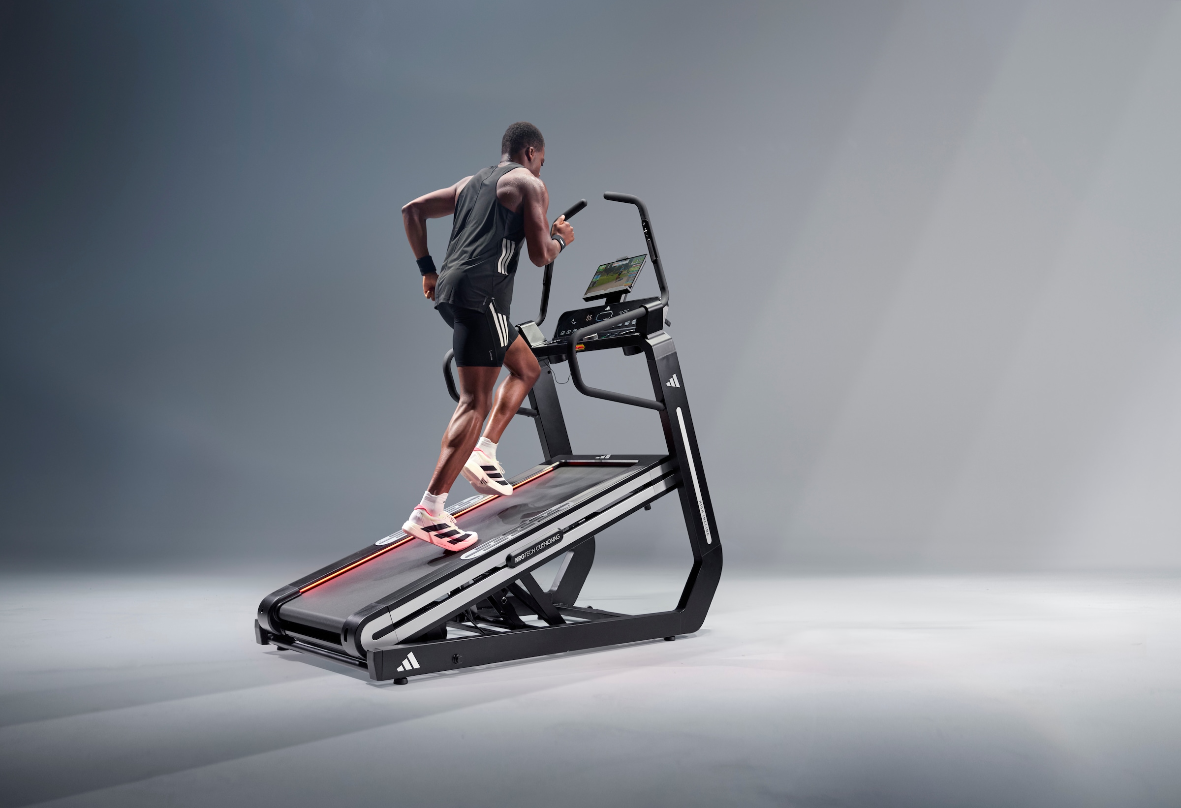 adidas Performance Laufband »adidas T-800 High Incline Laufband« Climb Mode, Apps, LED Beleuchtung, Stufenlose Steigung bis 40 %